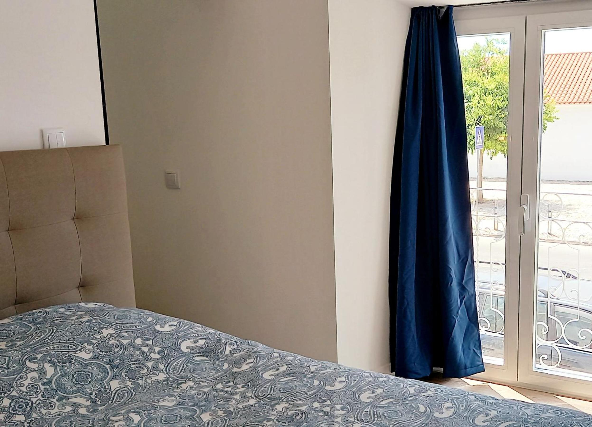 One-Bedroom Apartment - Photo 6