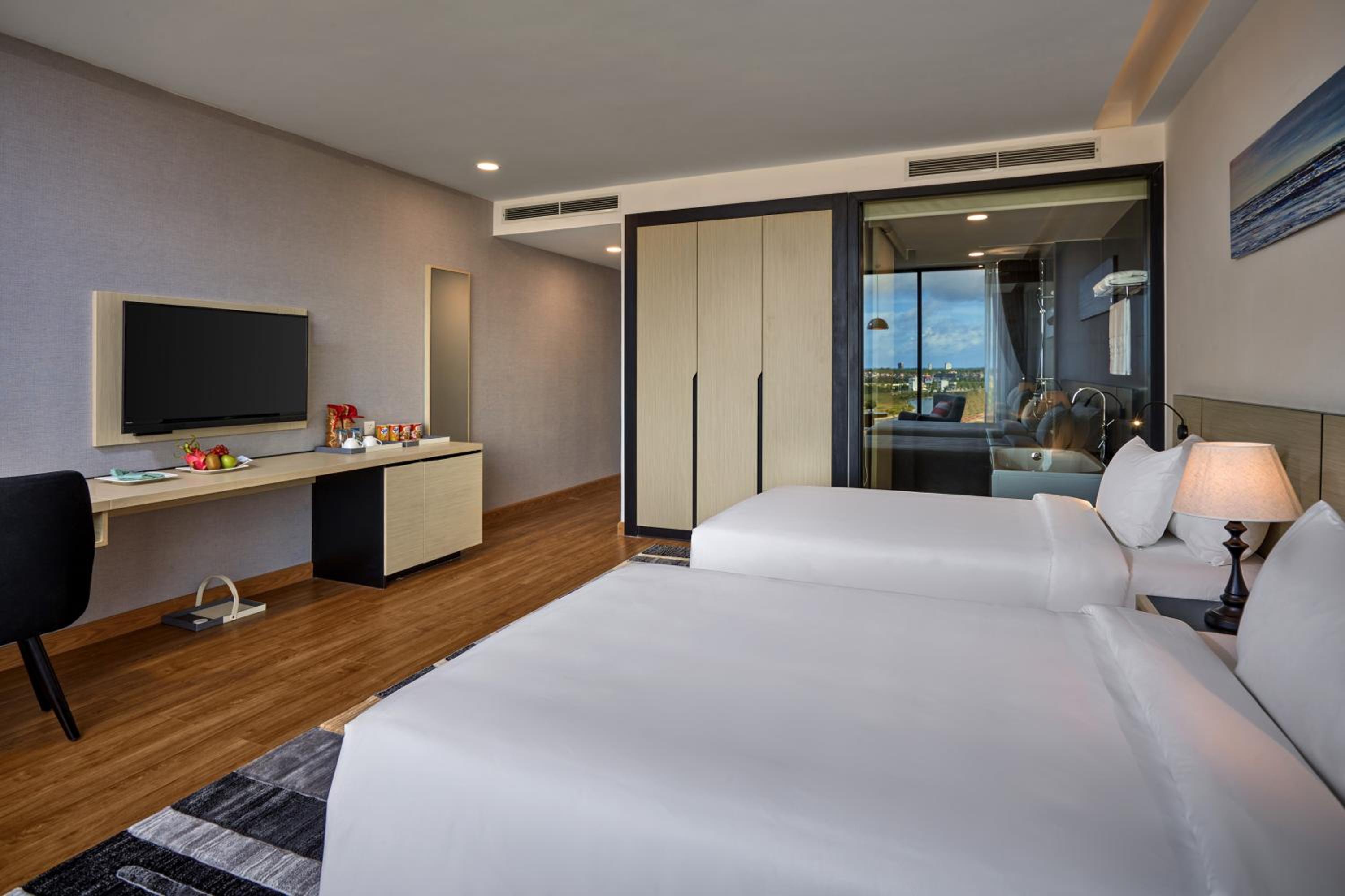 Large Twin Room photo 3