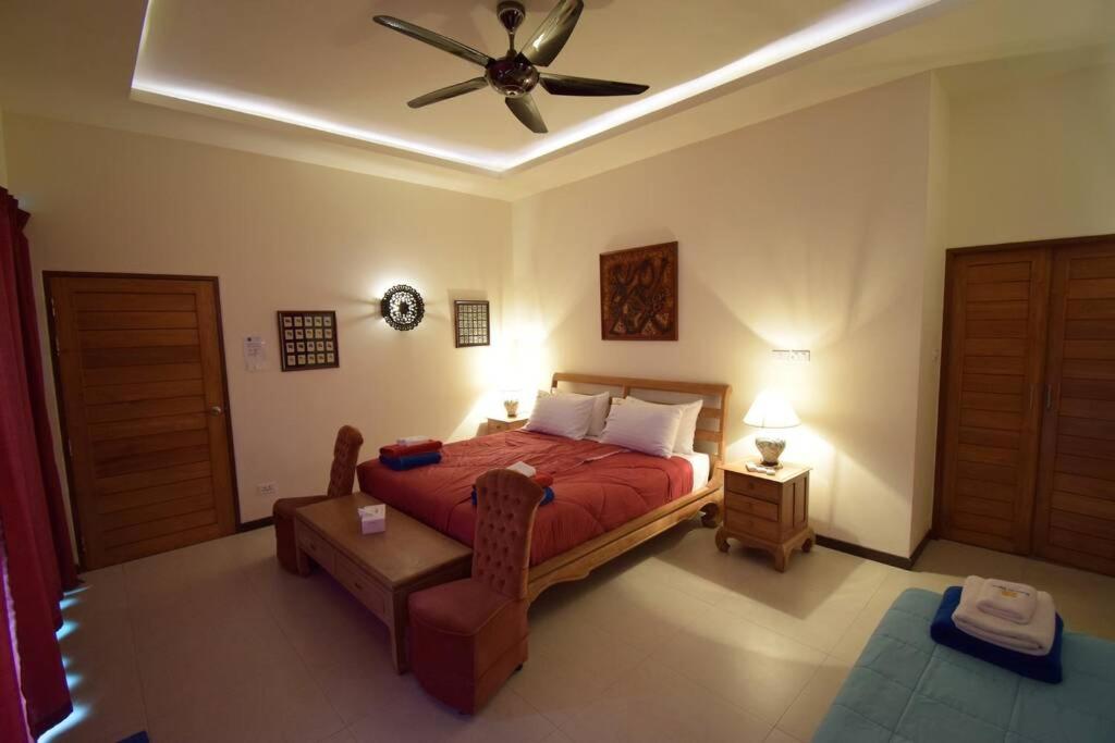 Villa photo 3