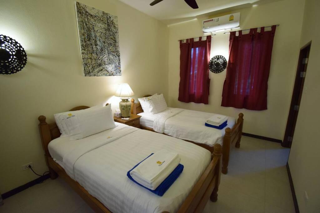 Villa photo 2