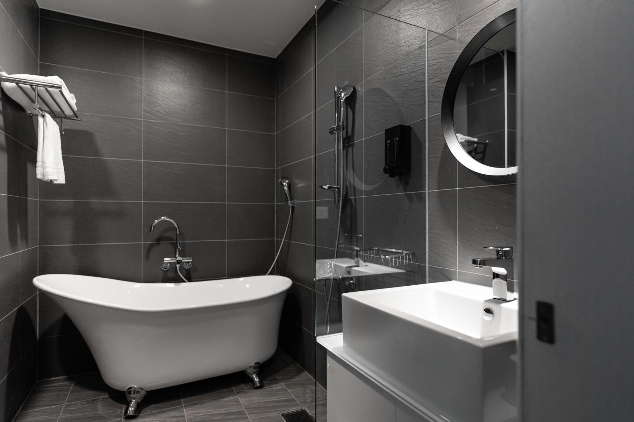 Standard Double Room - Photo 3