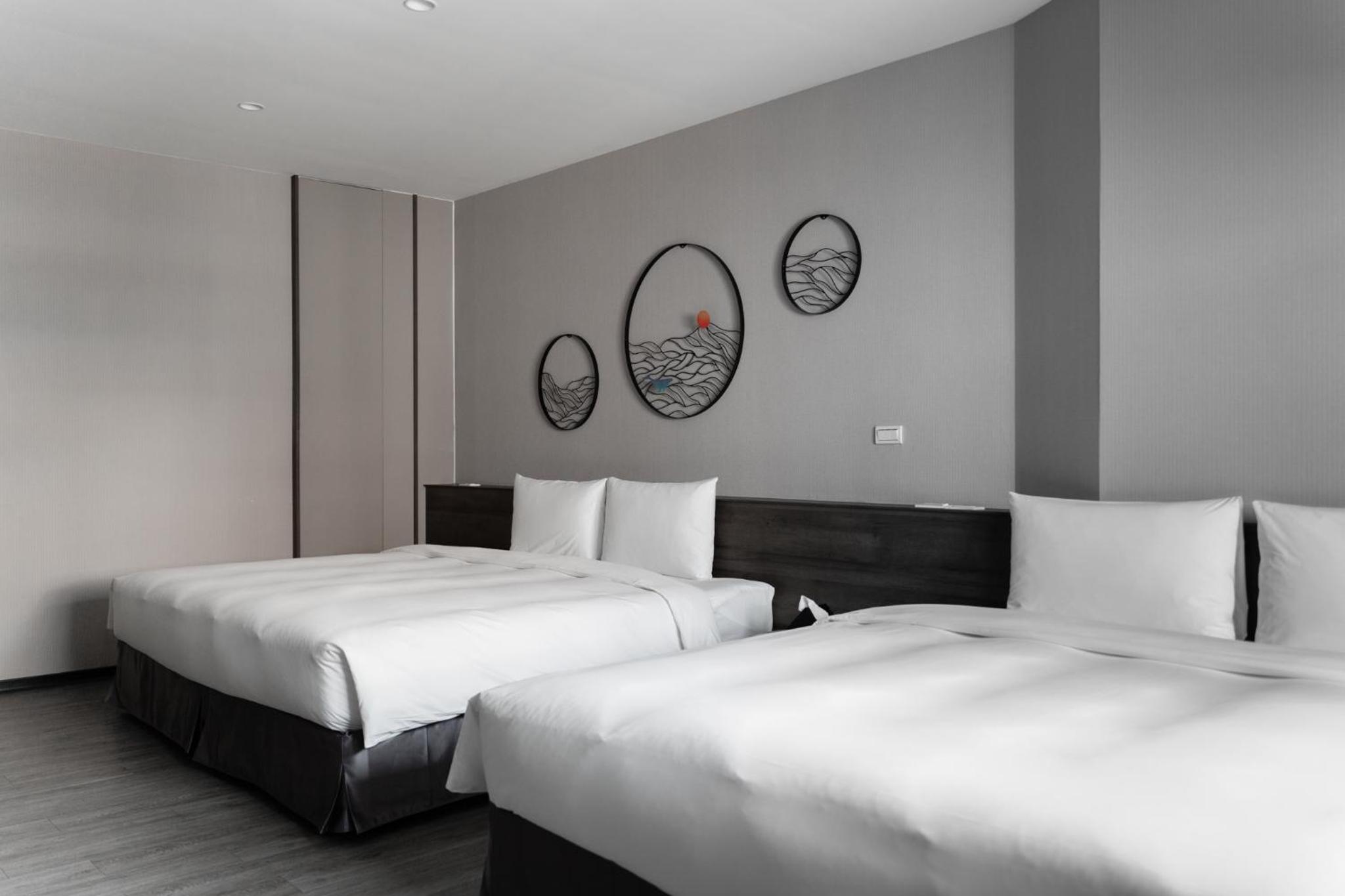 Standard Quadruple Room - Photo 1
