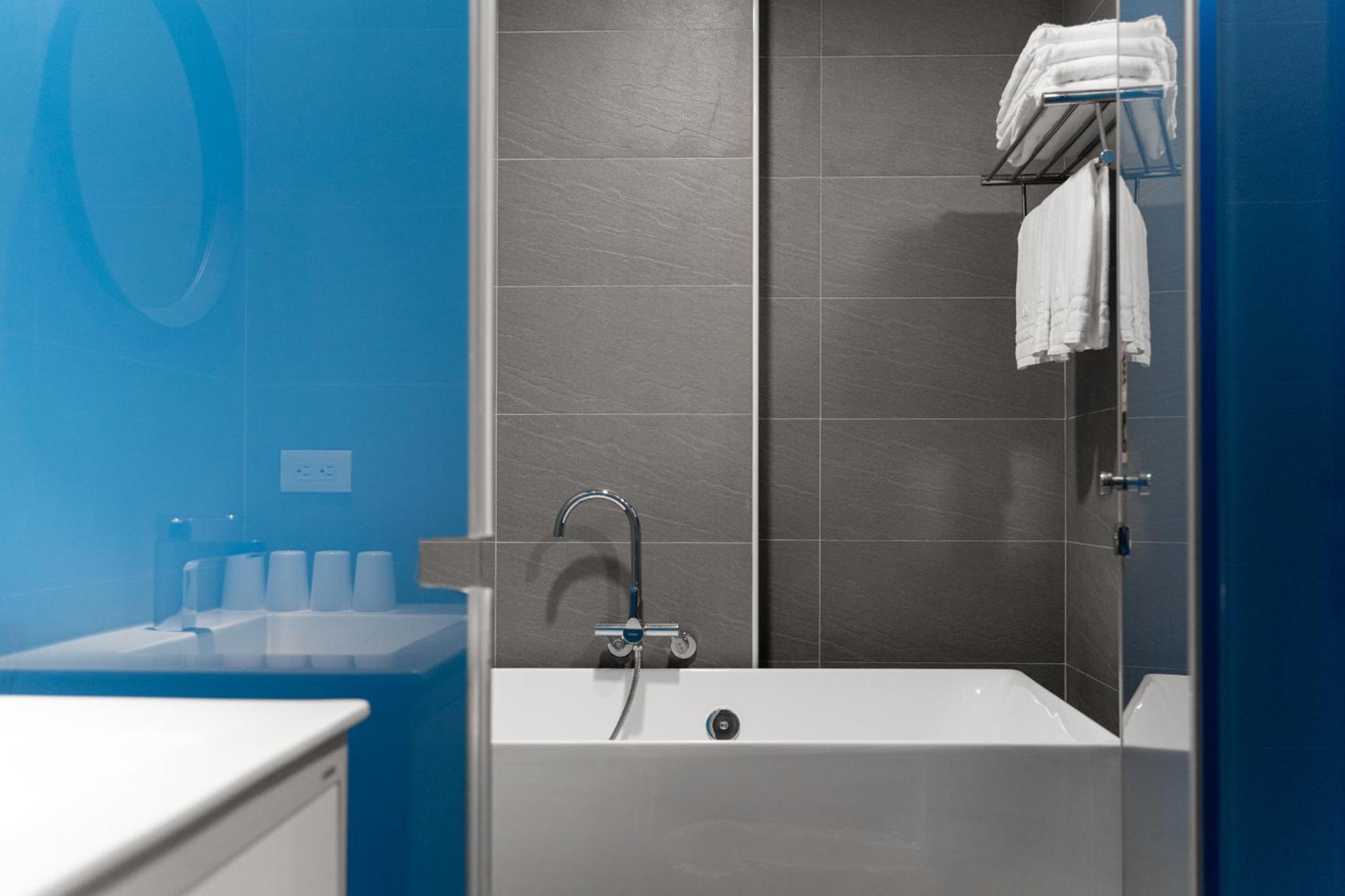Standard Quadruple Room - Photo 3