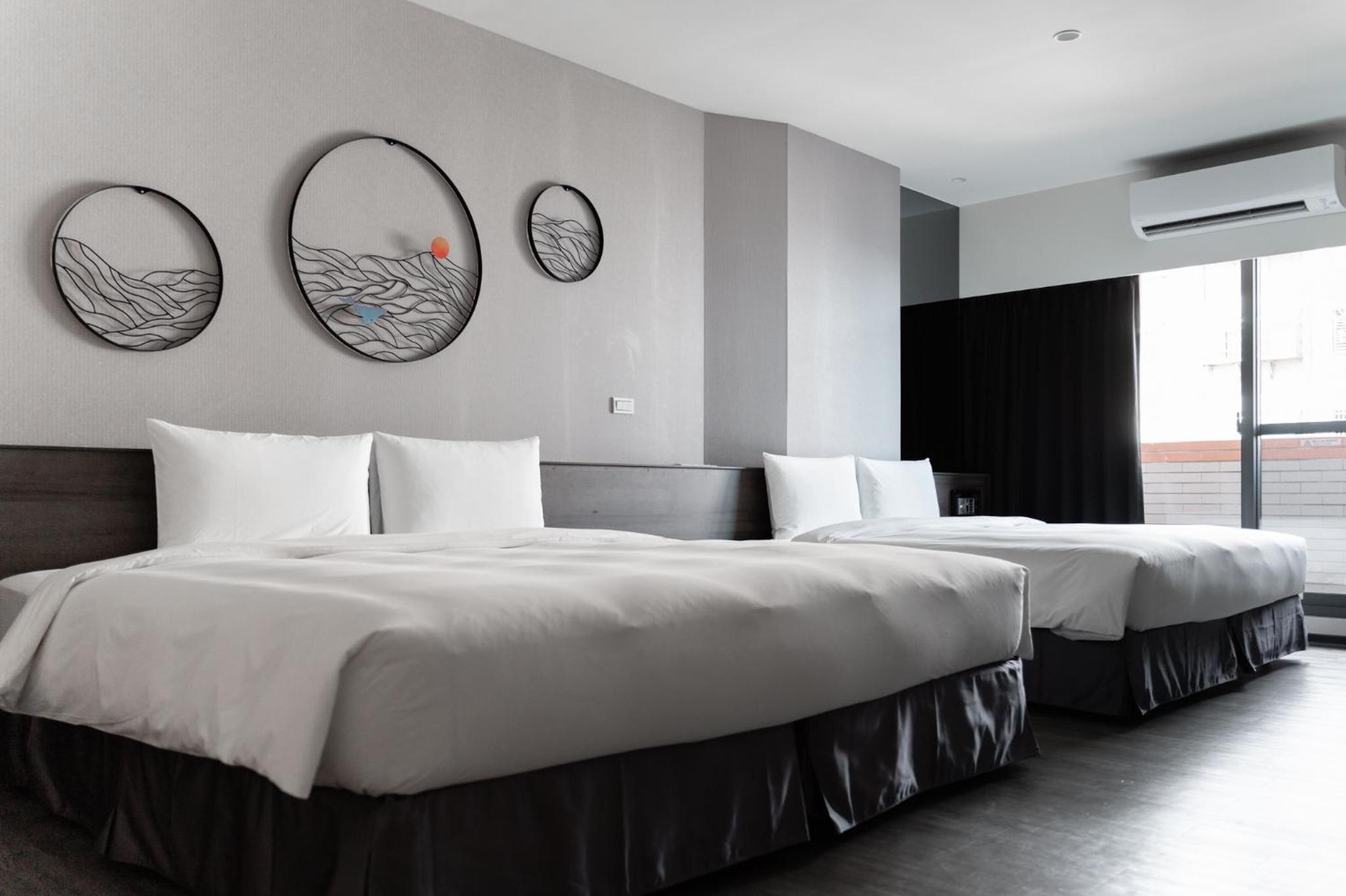 Standard Quadruple Room - Photo 2