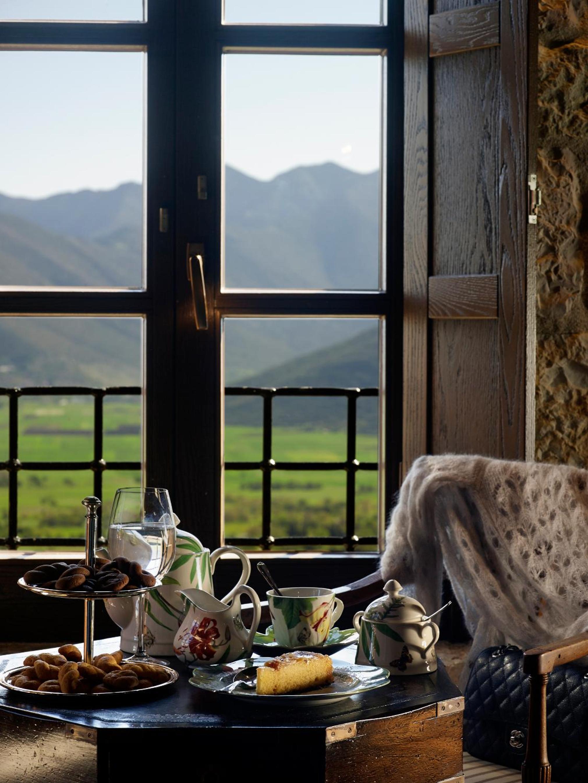 Premium Suite - Photo 3