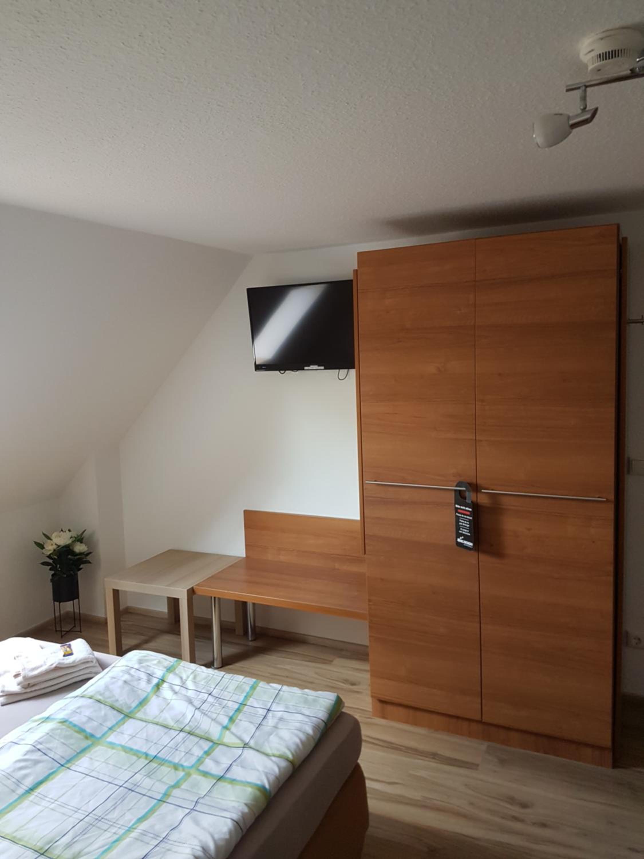 Double Room with Private External Bathroom photo 2