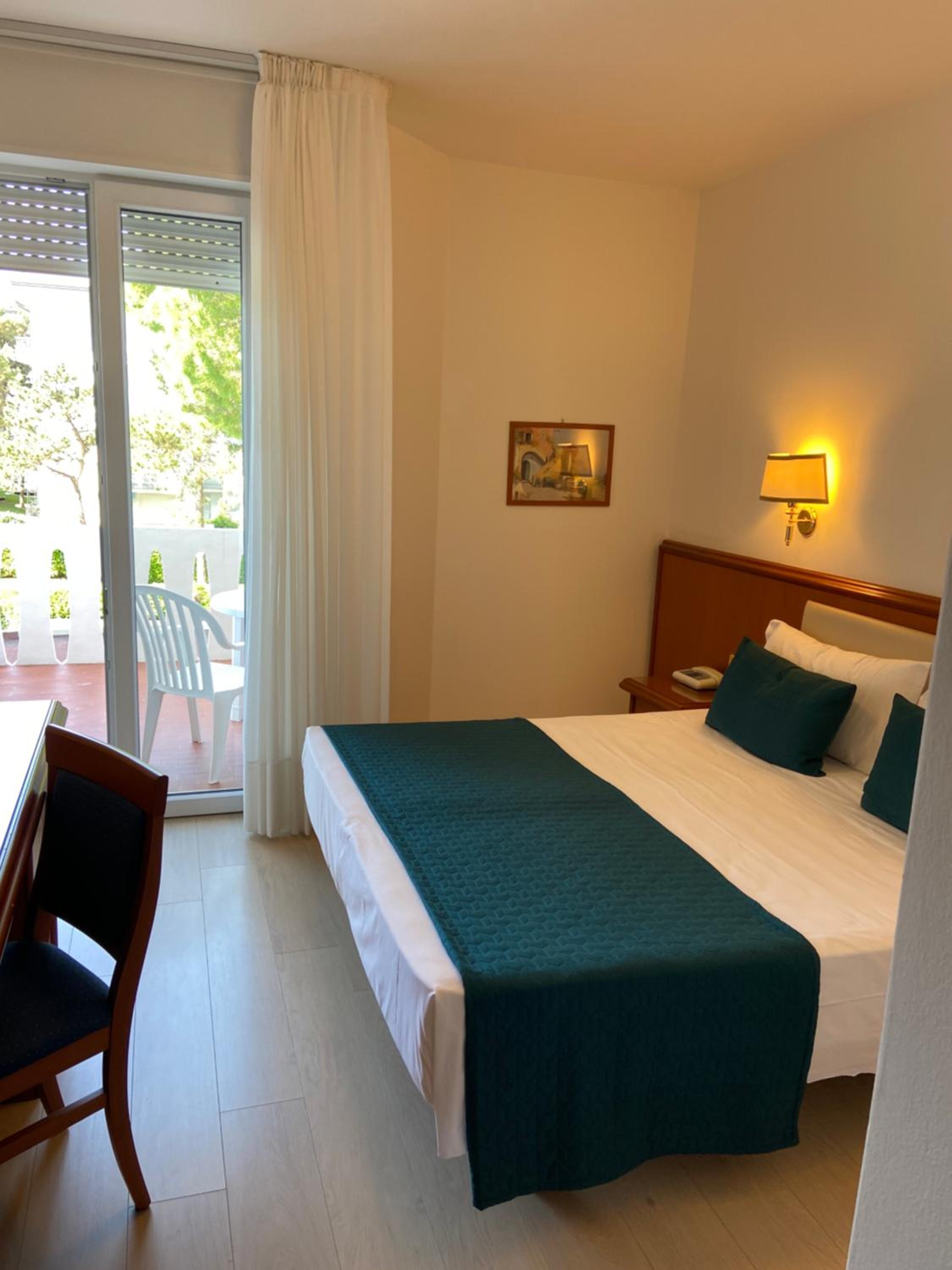 Double or Twin Room photo 2