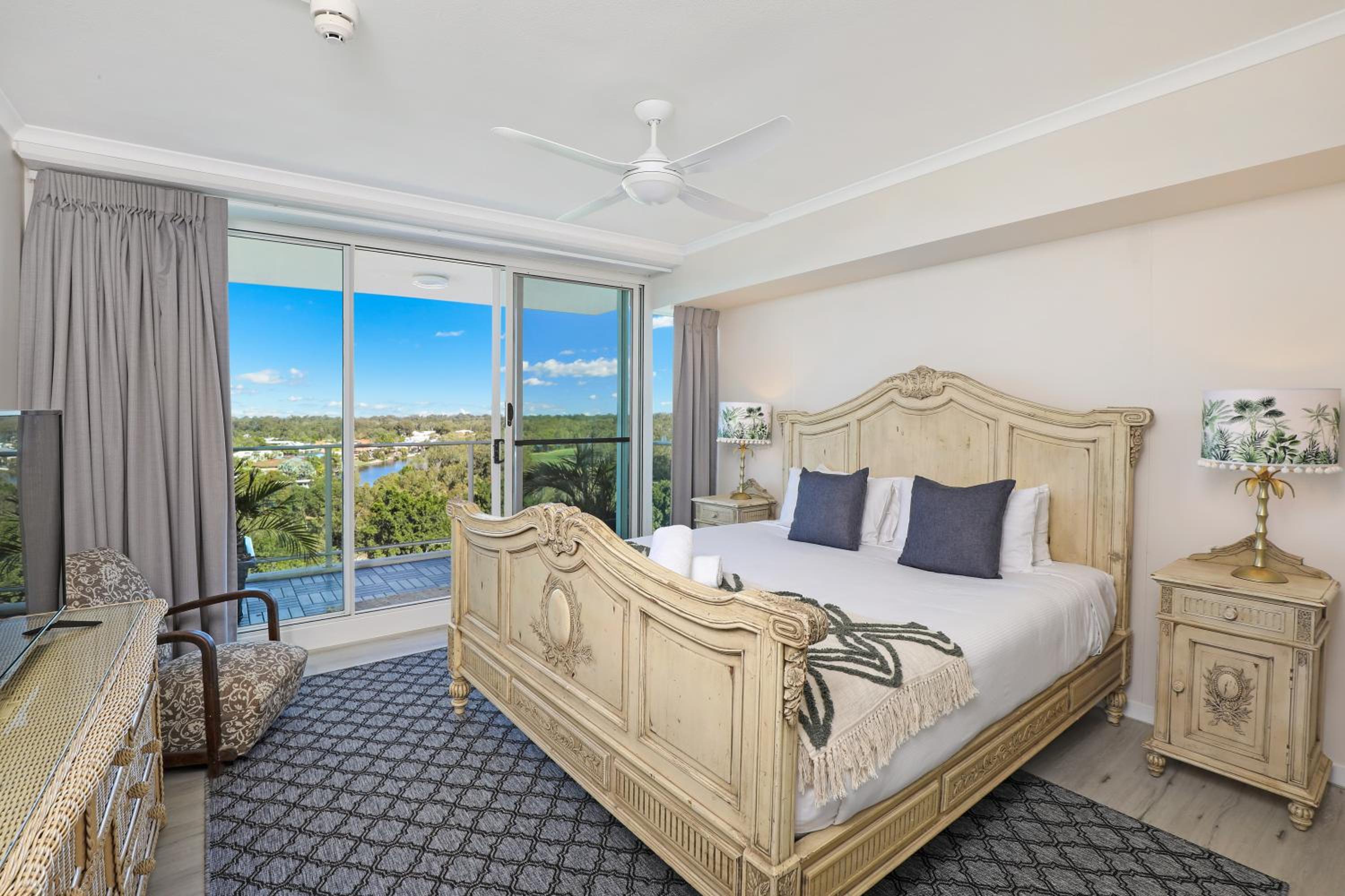 Superior Apartment photo 1