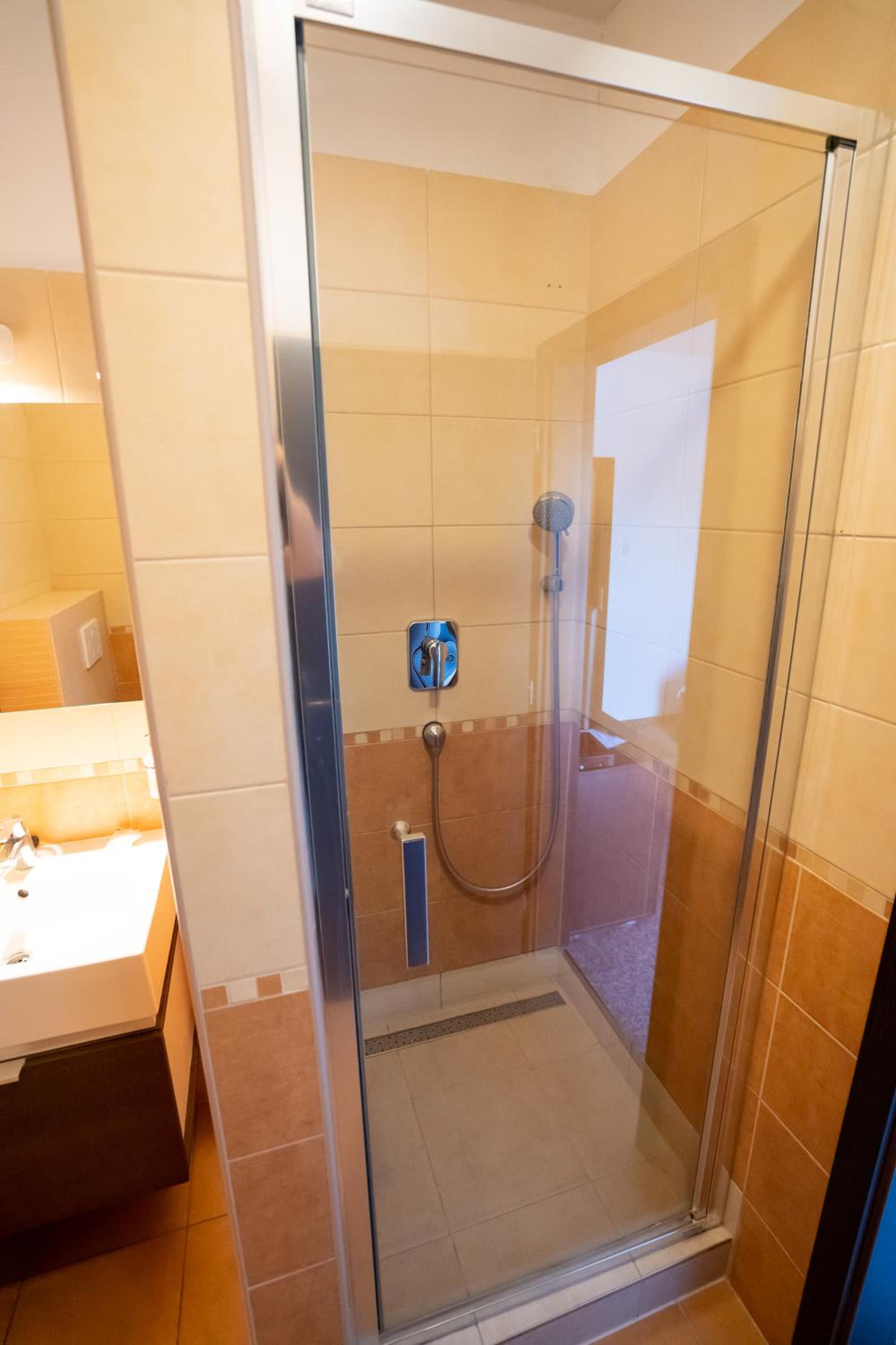 Double or Twin Room photo 3