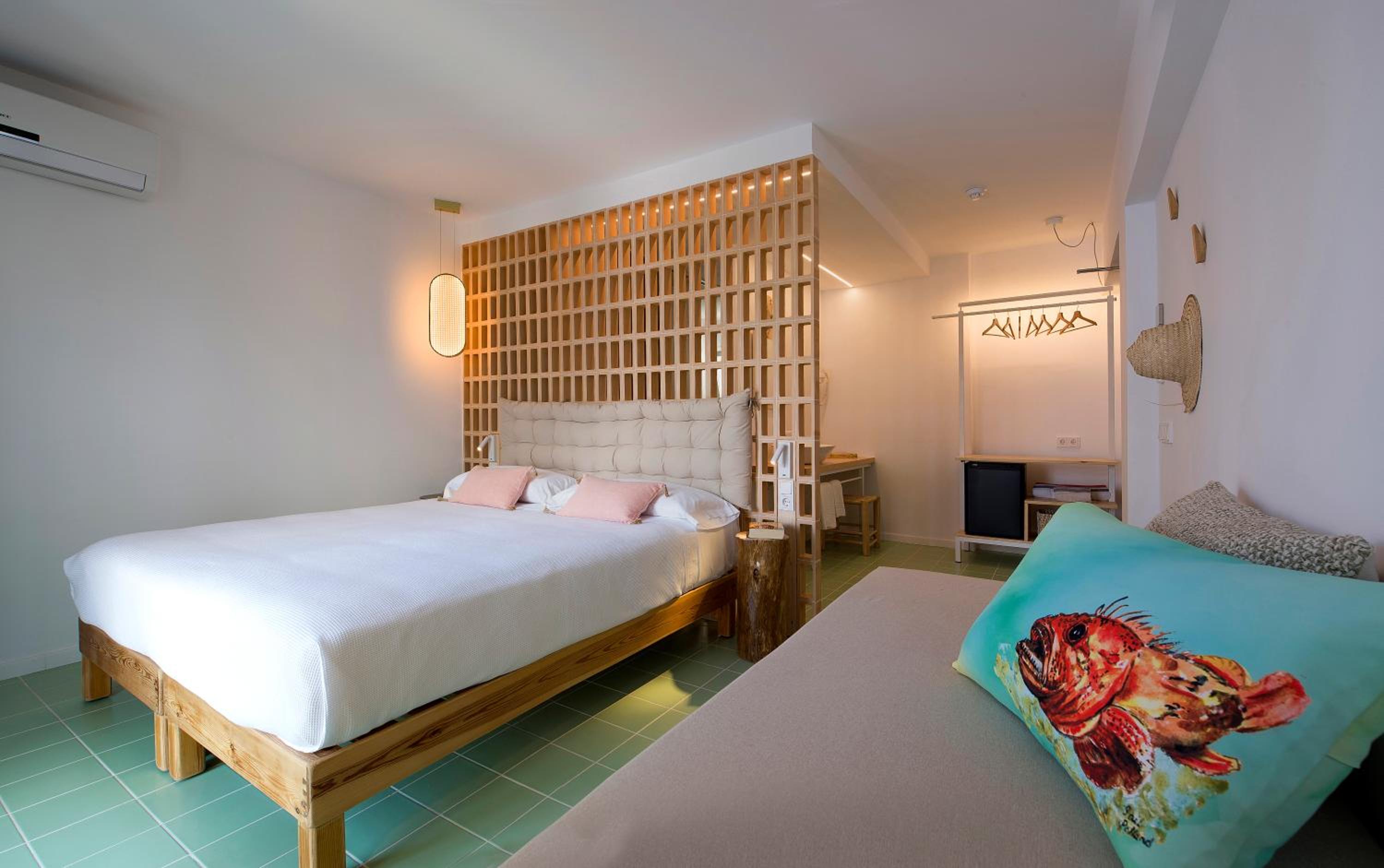 Triple Room with Balcony - Photo 2