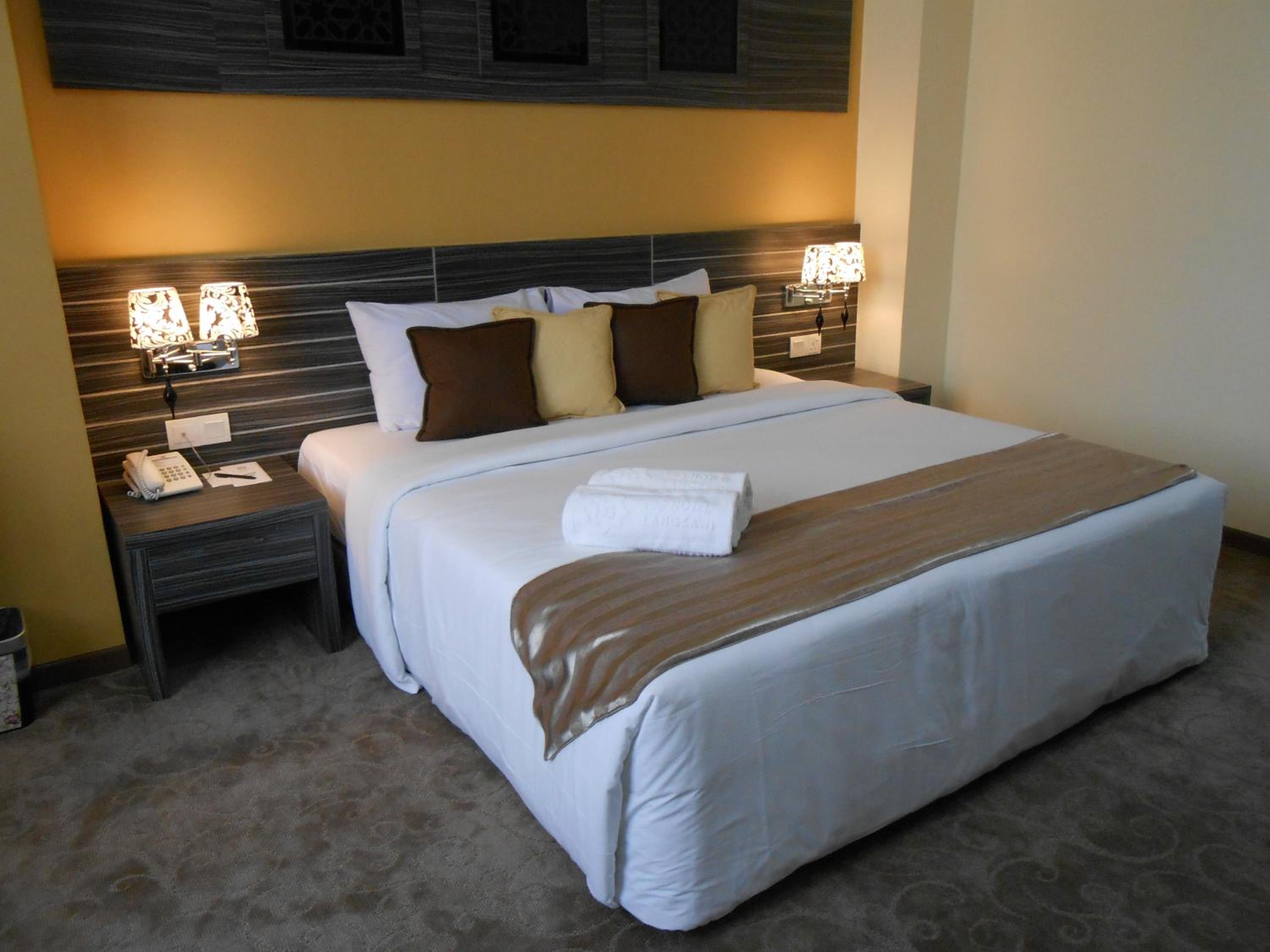 Deluxe Suite Hill view photo 2