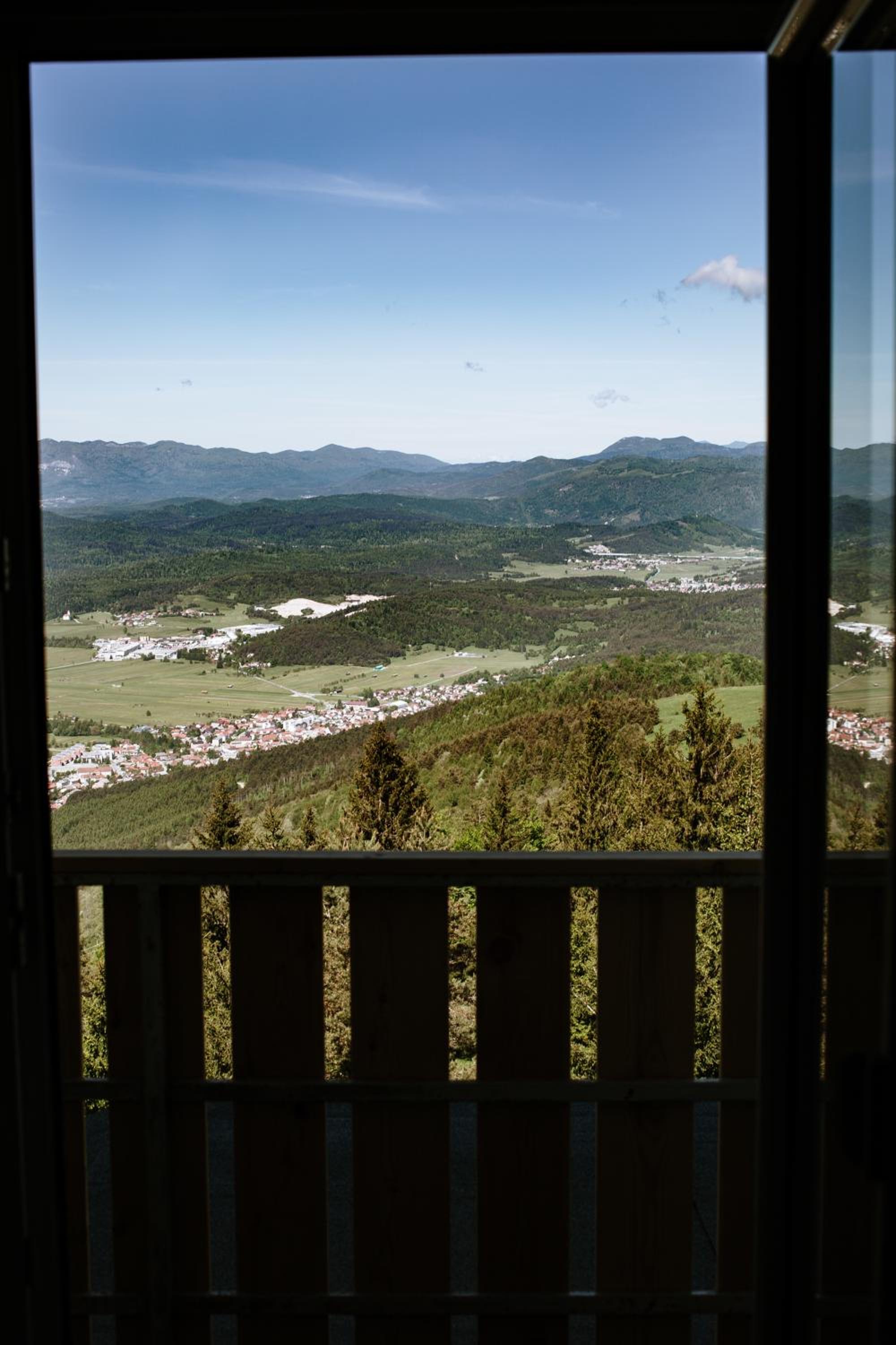 Double or Twin Room with Lake View photo 2