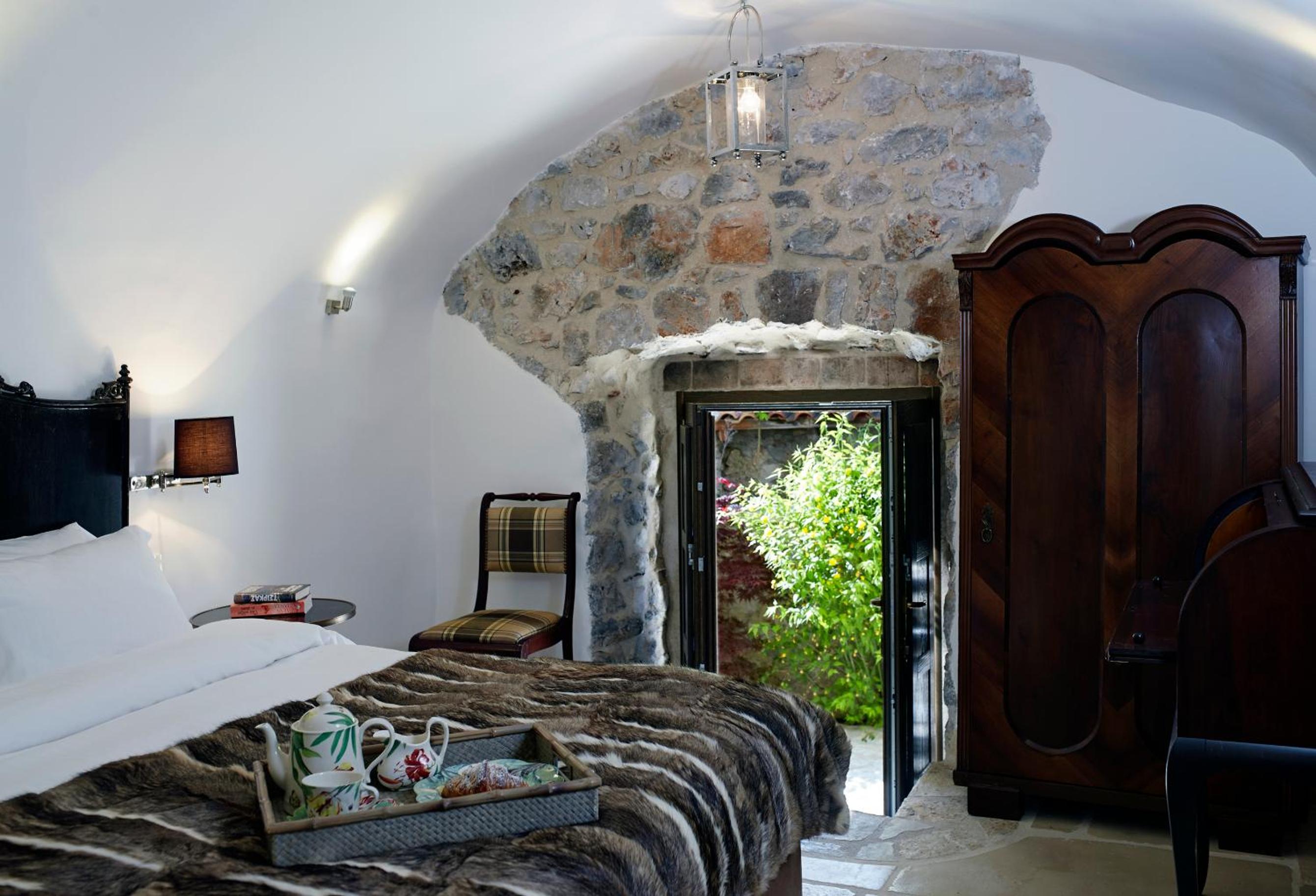 Superior Suite - Photo 1
