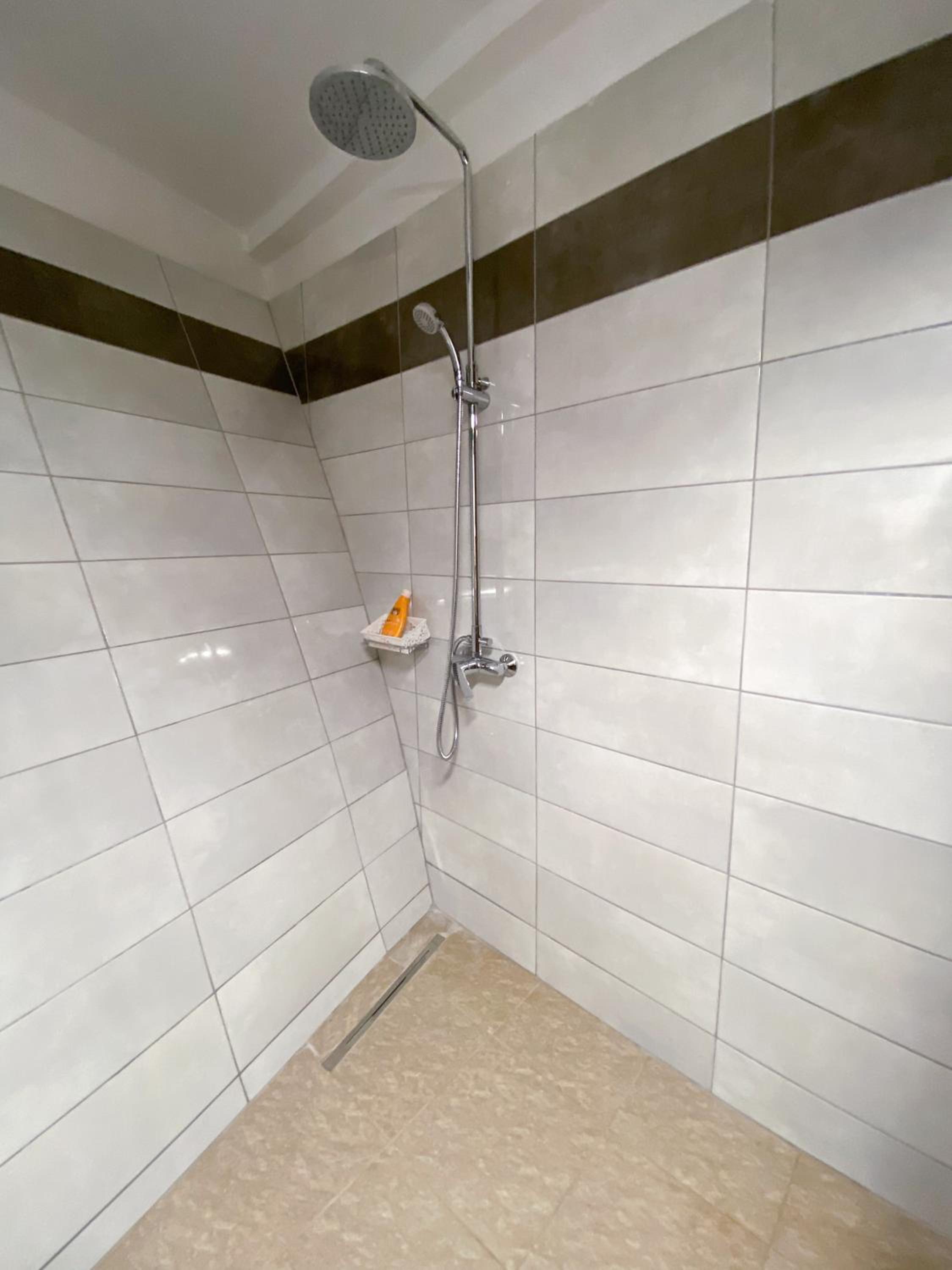 Standard Double Room - Photo 6