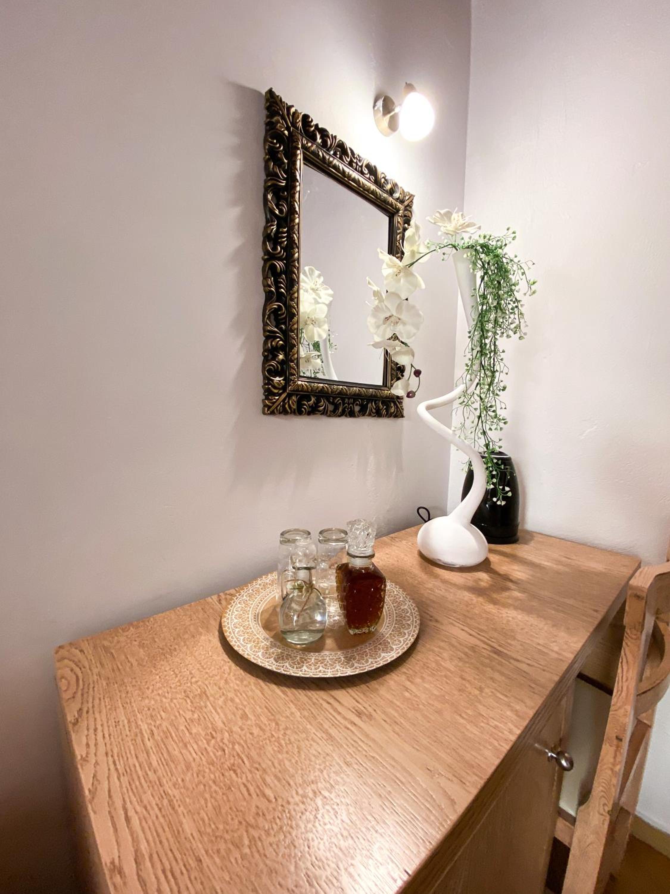 Standard Double Room - Photo 7