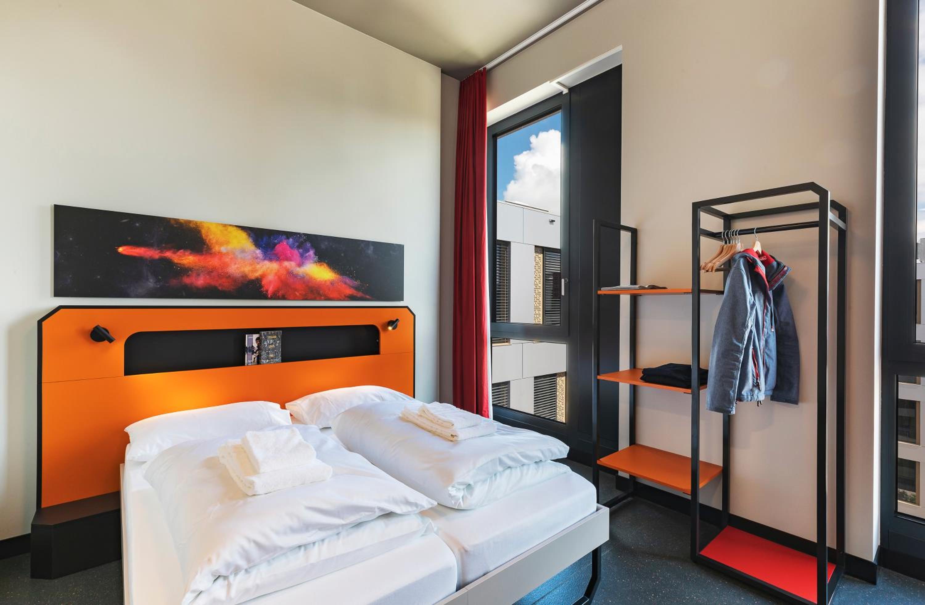 Single Room photo 2