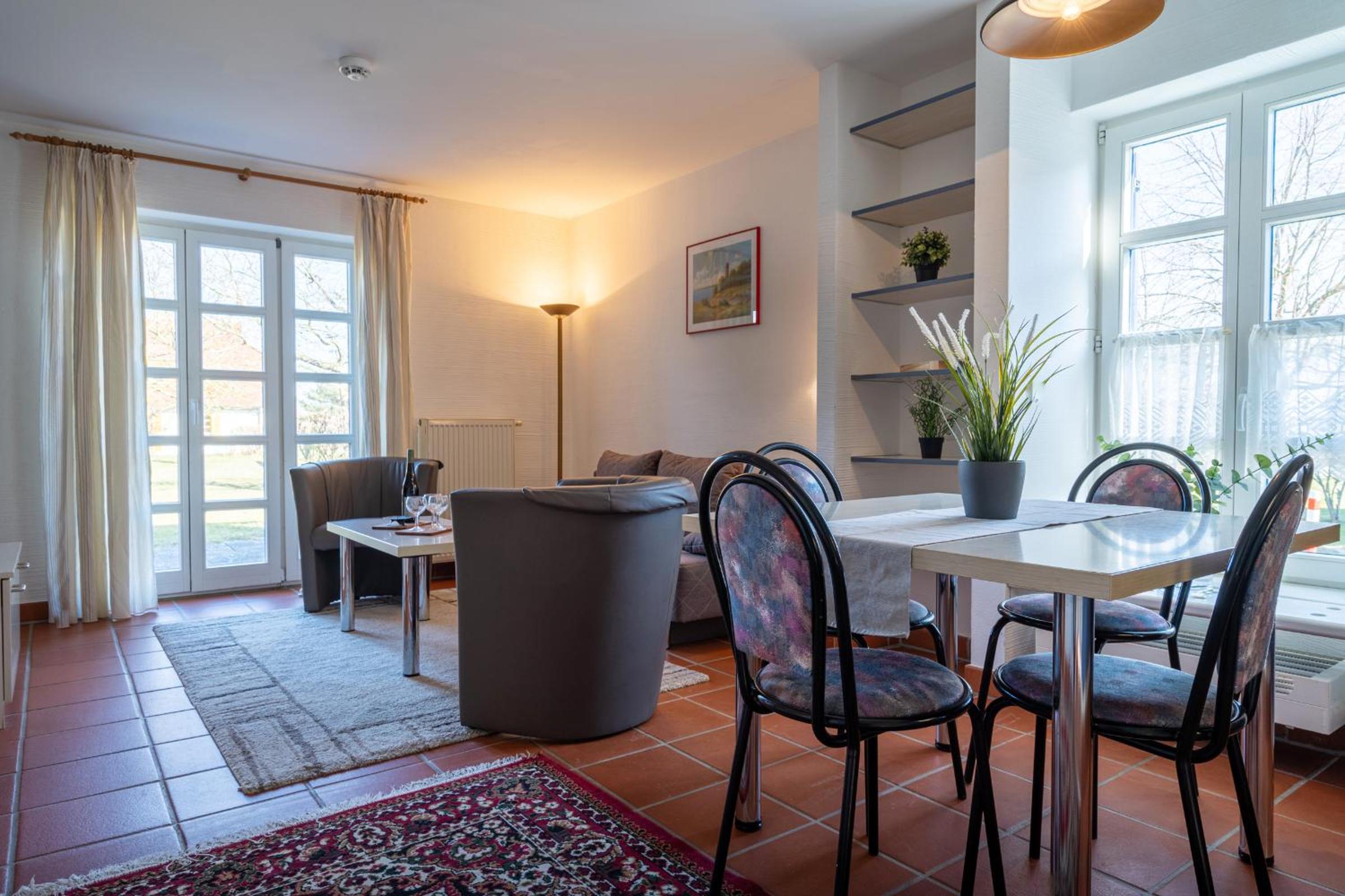 Apartment with Terrace photo 2