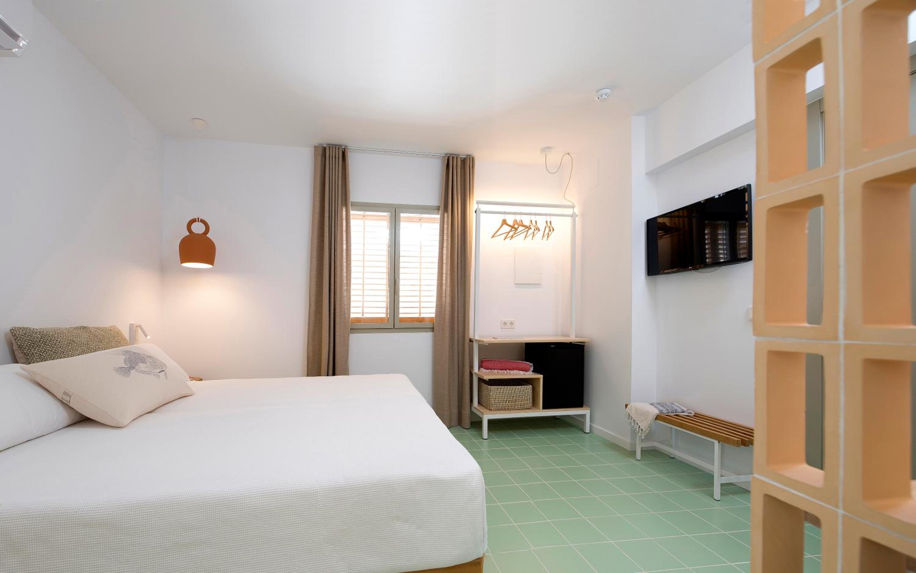 Double or Twin Room - Photo 1