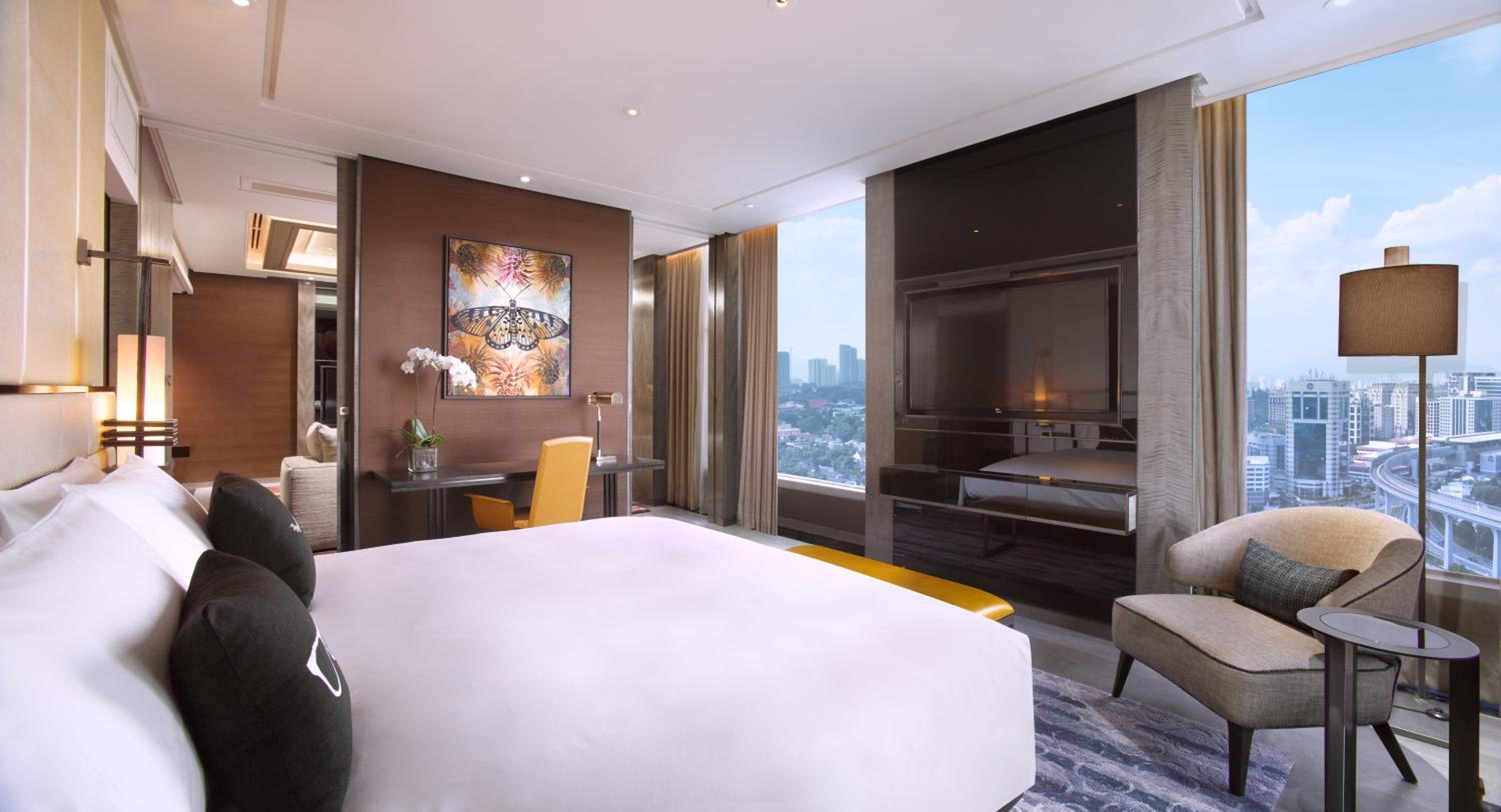 OPERA SUITE, Club Millésime Access, 1 King Size Bed
