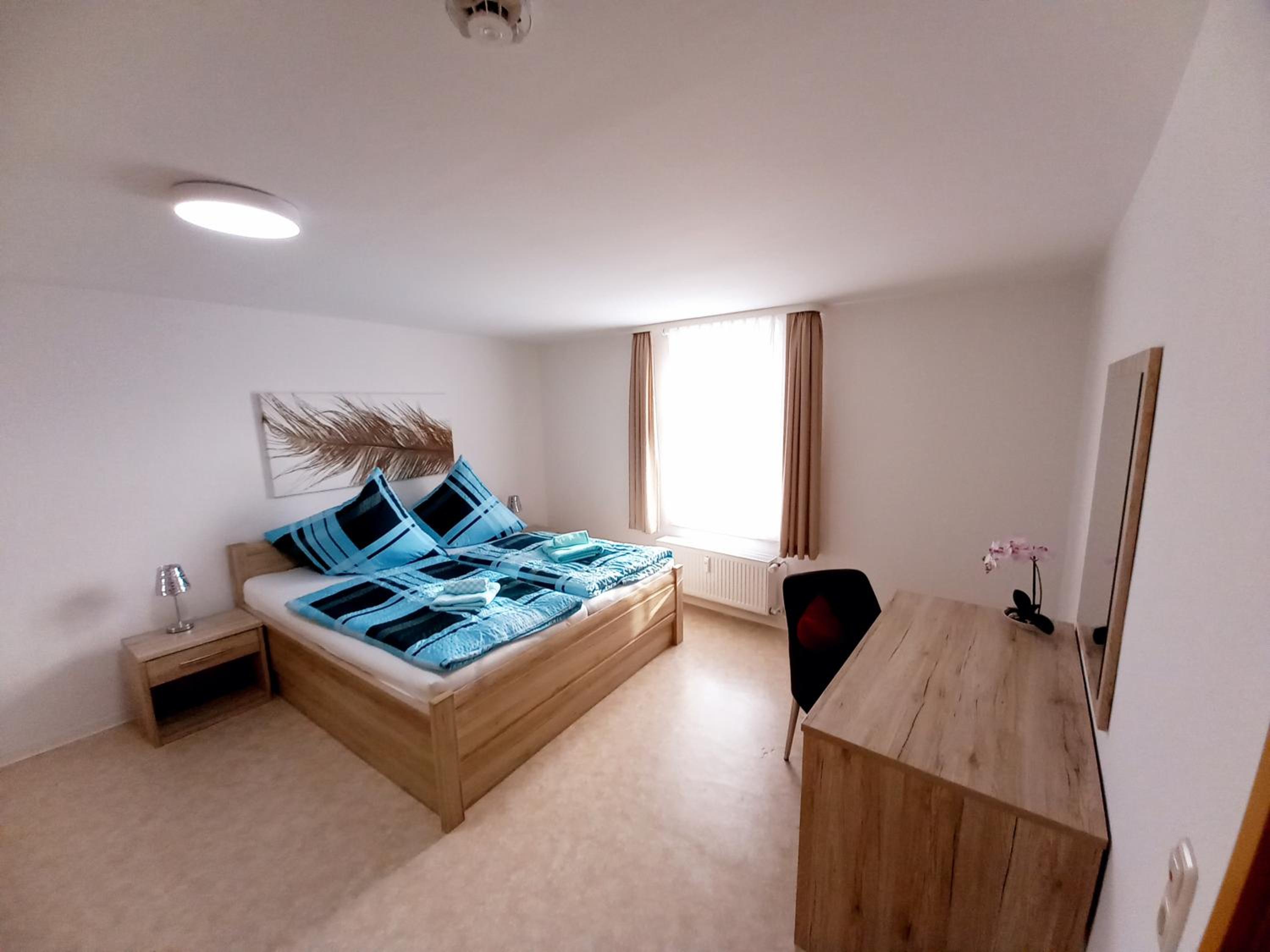 One-Bedroom Apartment photo 1