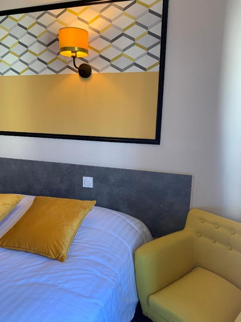 Double or Twin Room - Photo 2