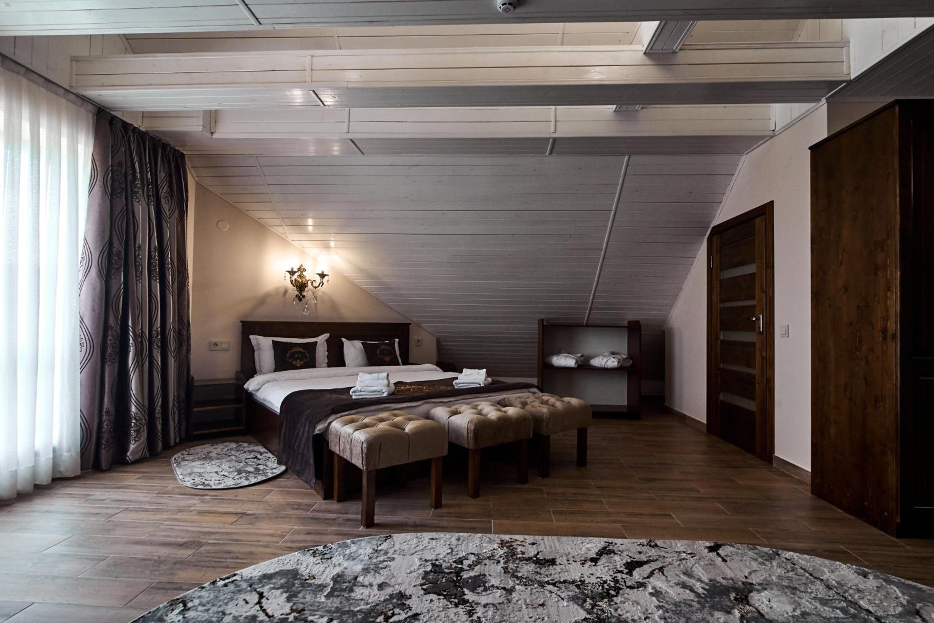 Superior Junior Suite - Attic photo 3