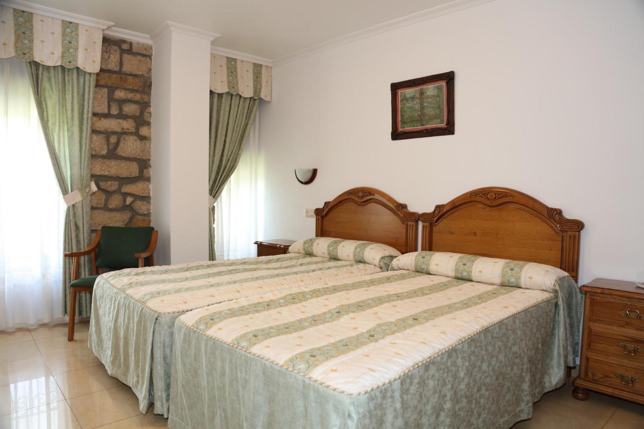 Habitación Estándar con Dos Camas Individuales