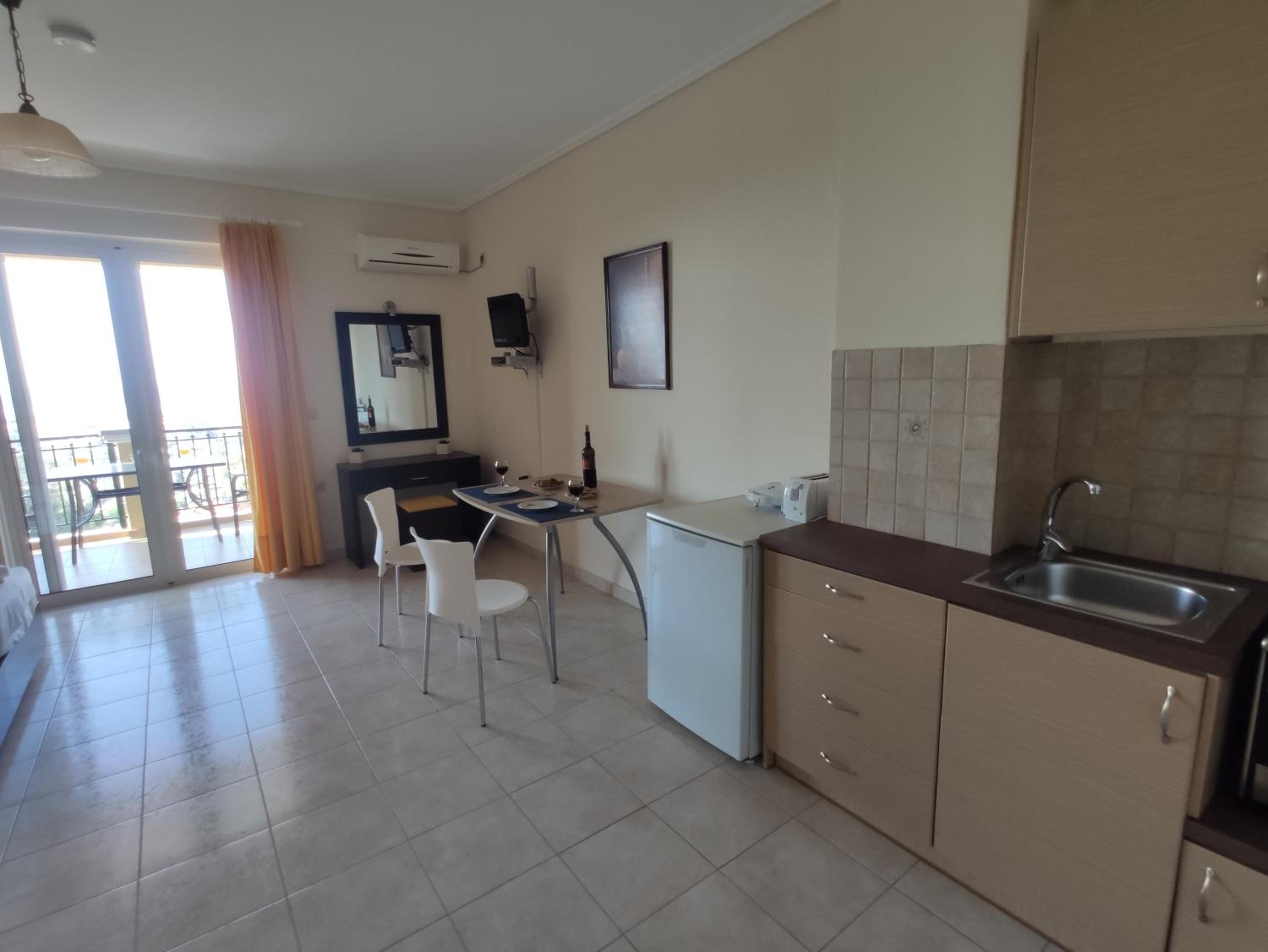 Studio with Sea View - Photo 12