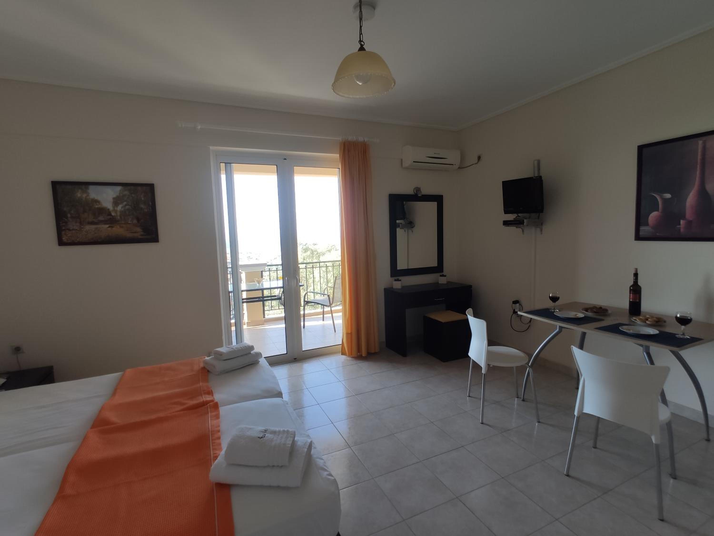 Studio with Sea View - Photo 10