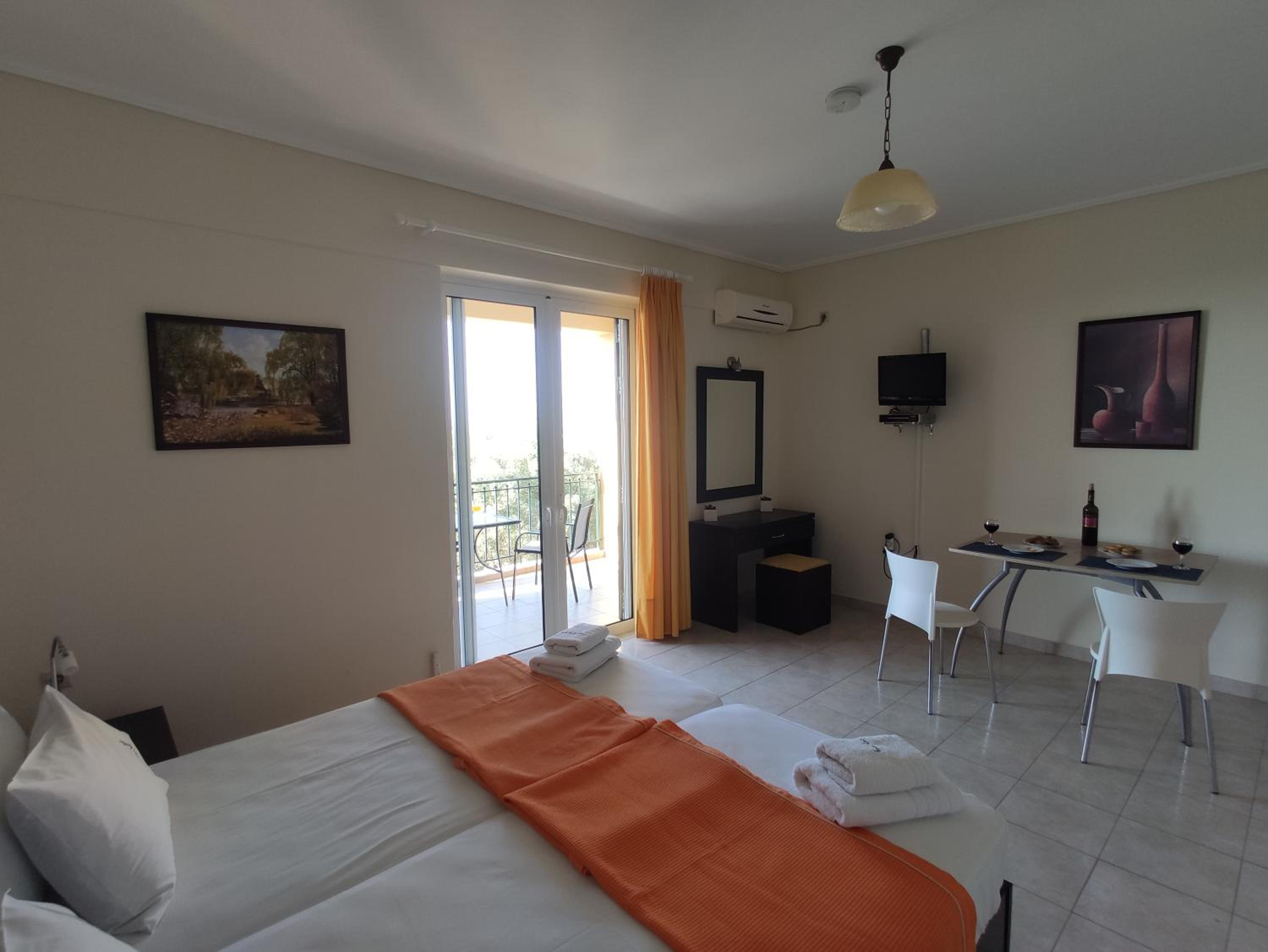 Studio with Sea View - Photo 11