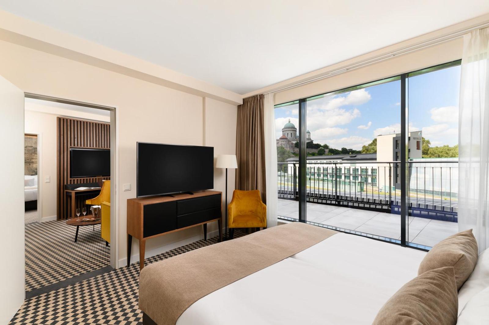 Superior Suite photo 3