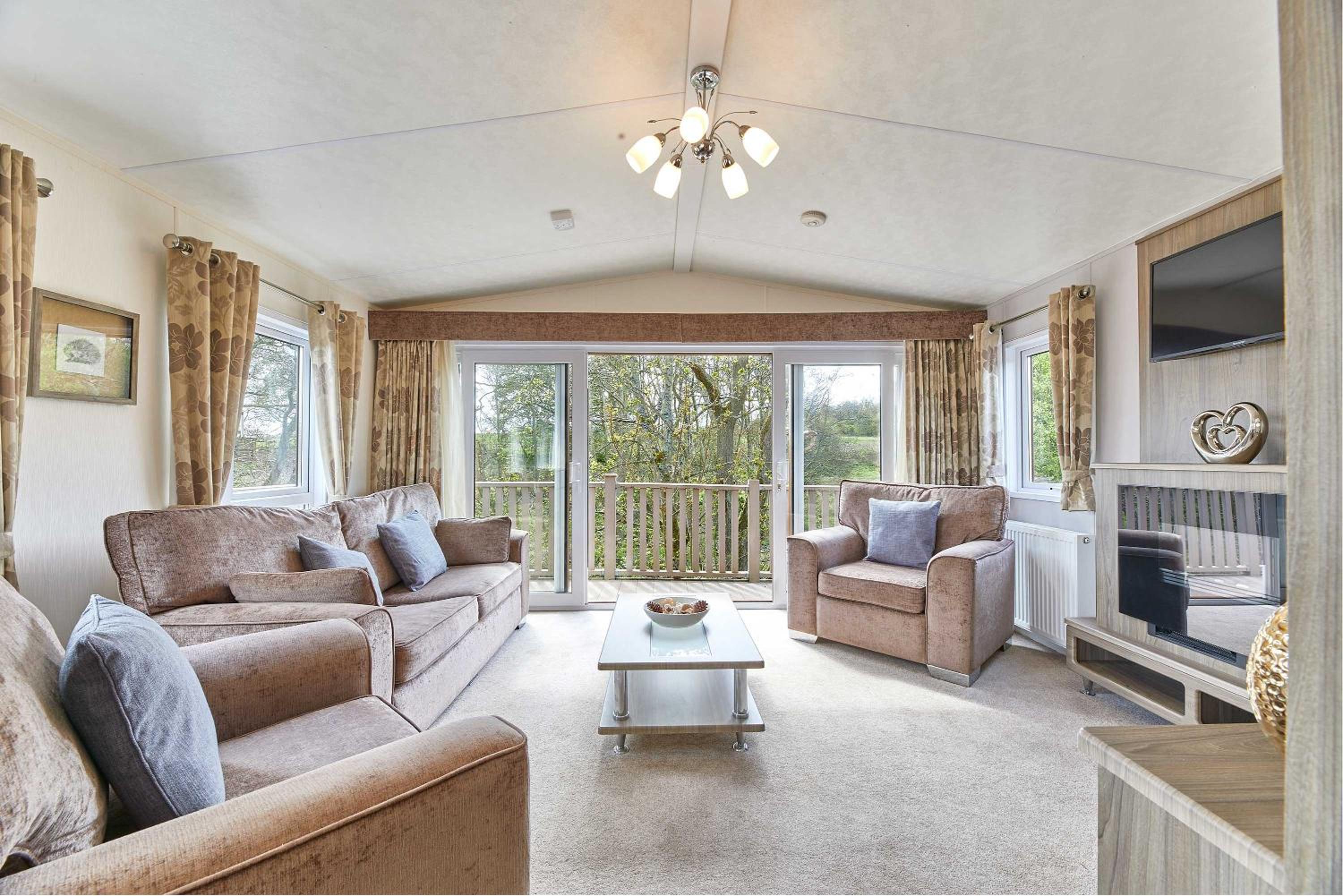 Three-Bedroom House photo 1