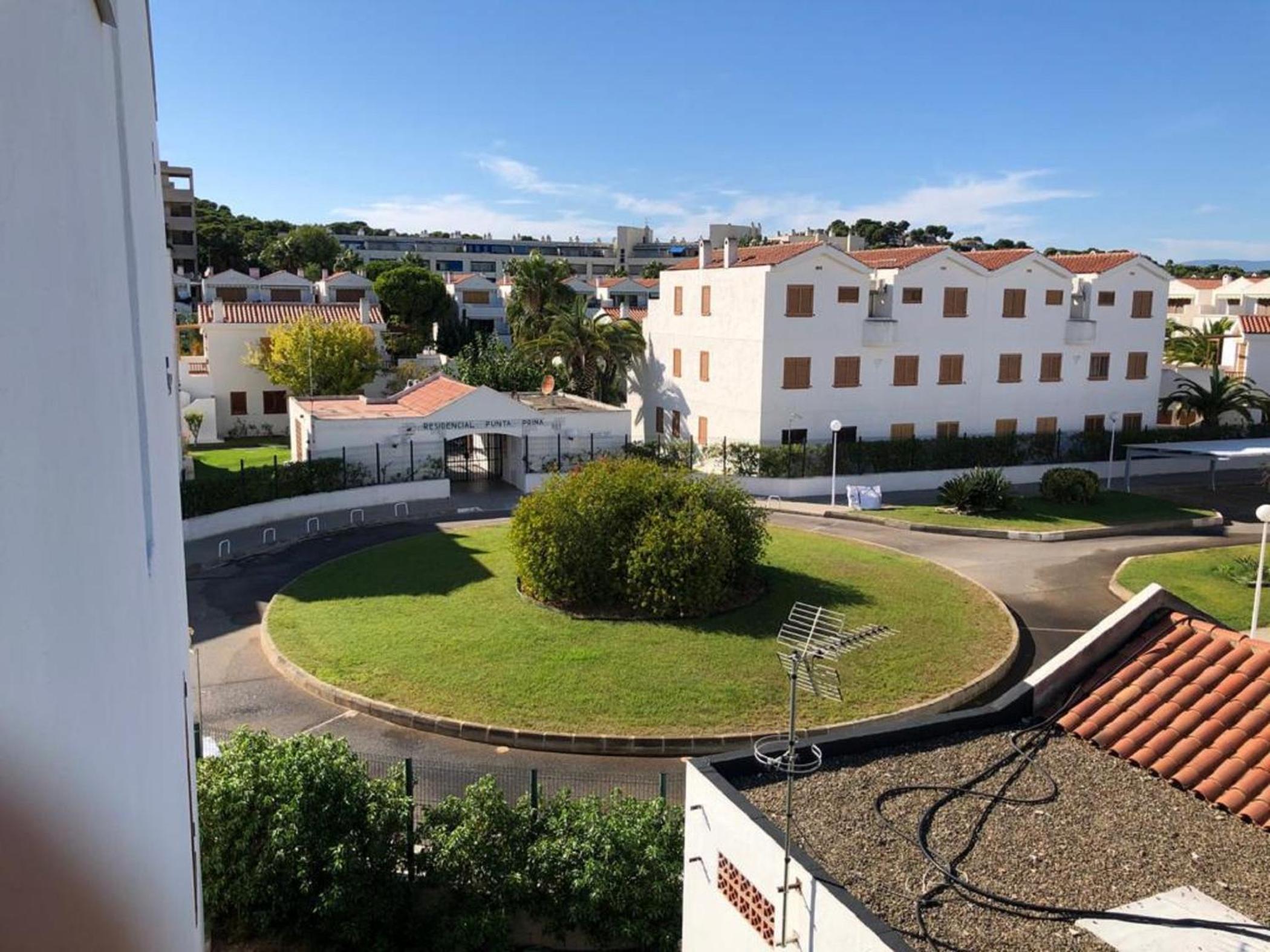 Apartment with Garden View photo 3