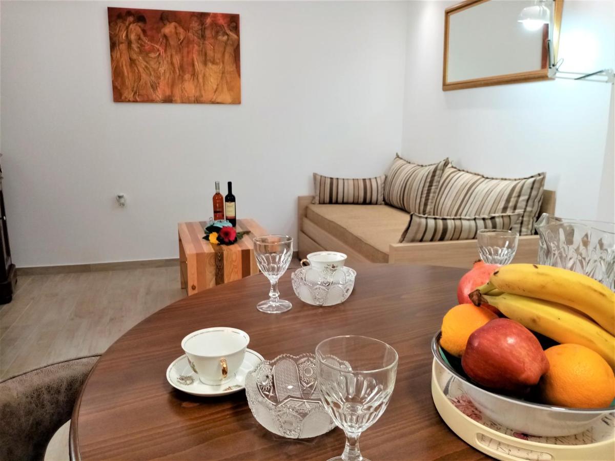 One-Bedroom House photo 3