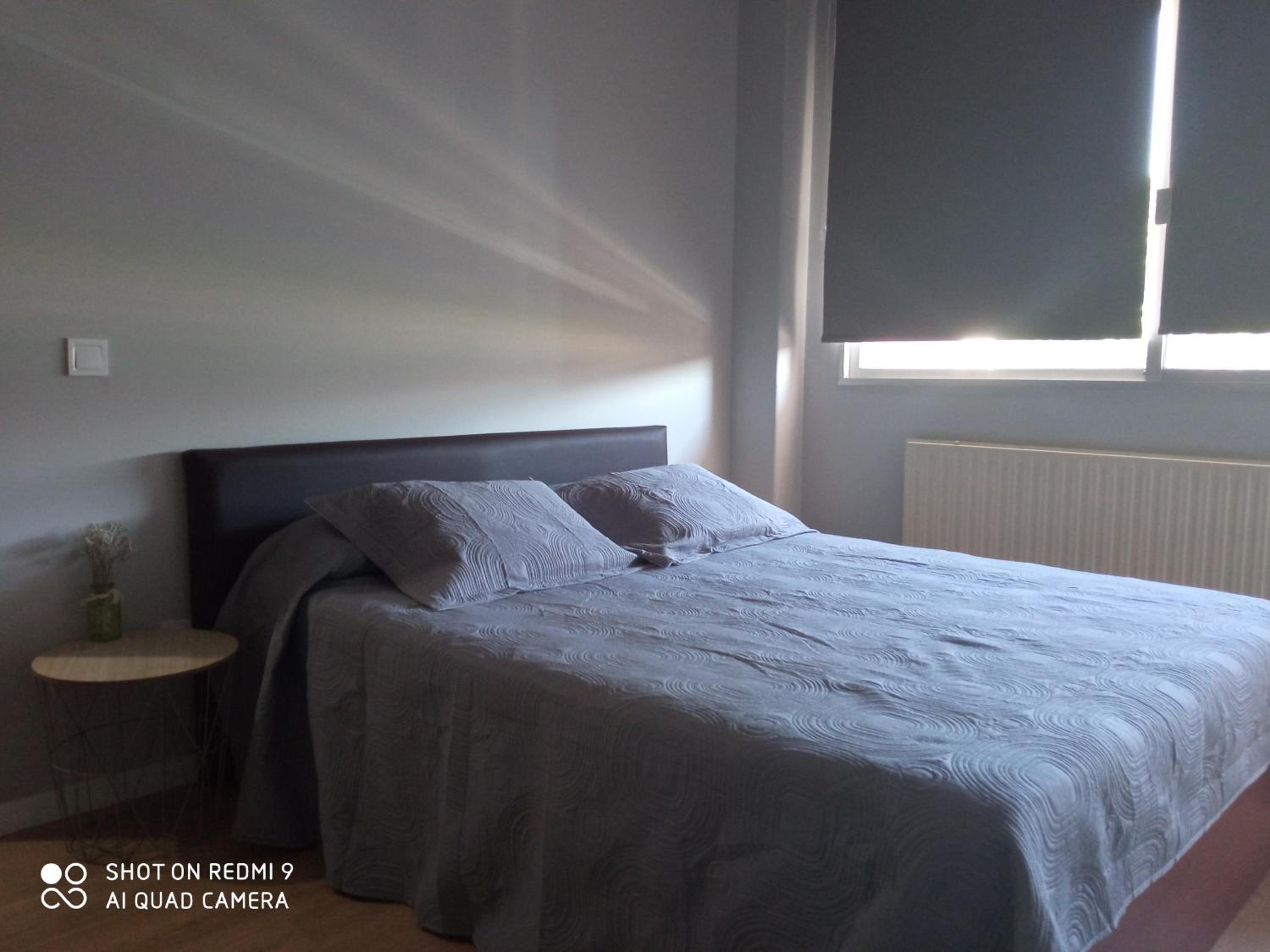 Double Room with Balcony - Photo 3