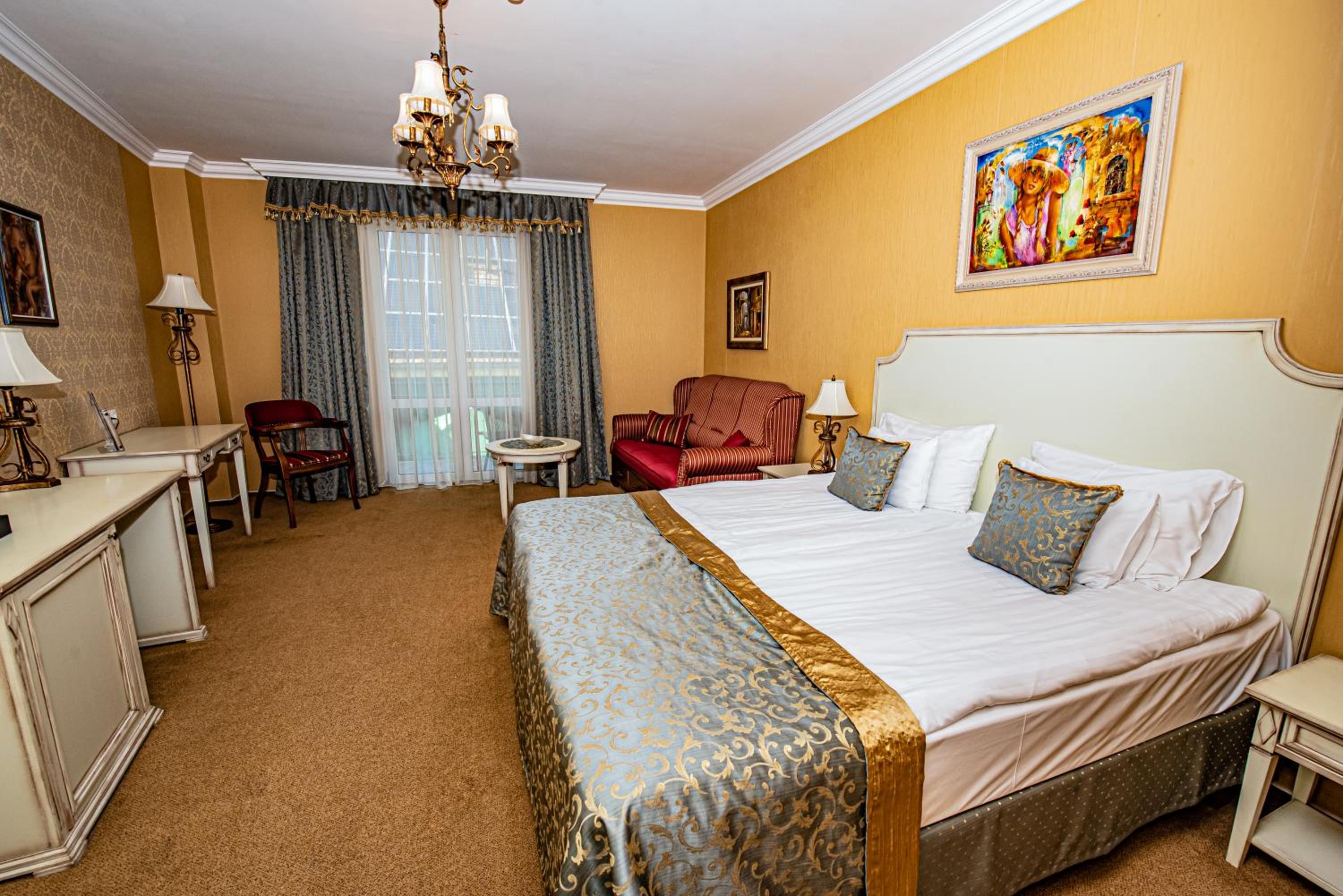 Superior Queen Room photo 1