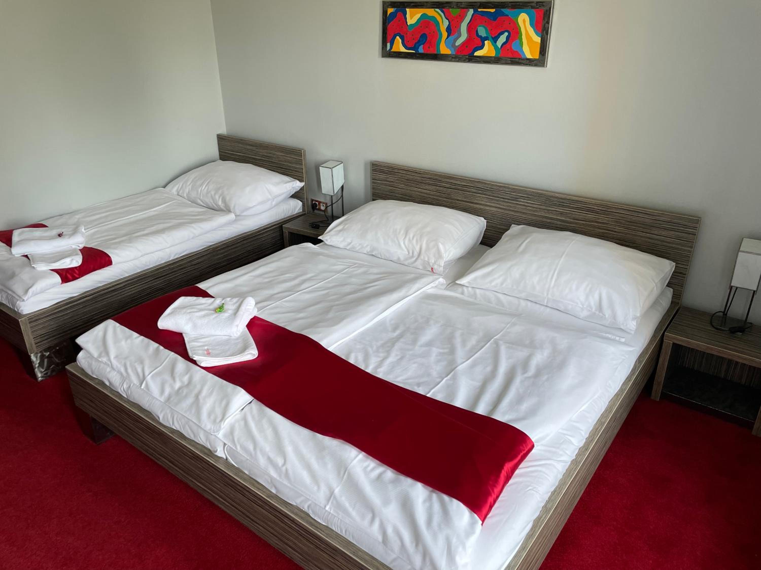 Triple Room - Photo 6