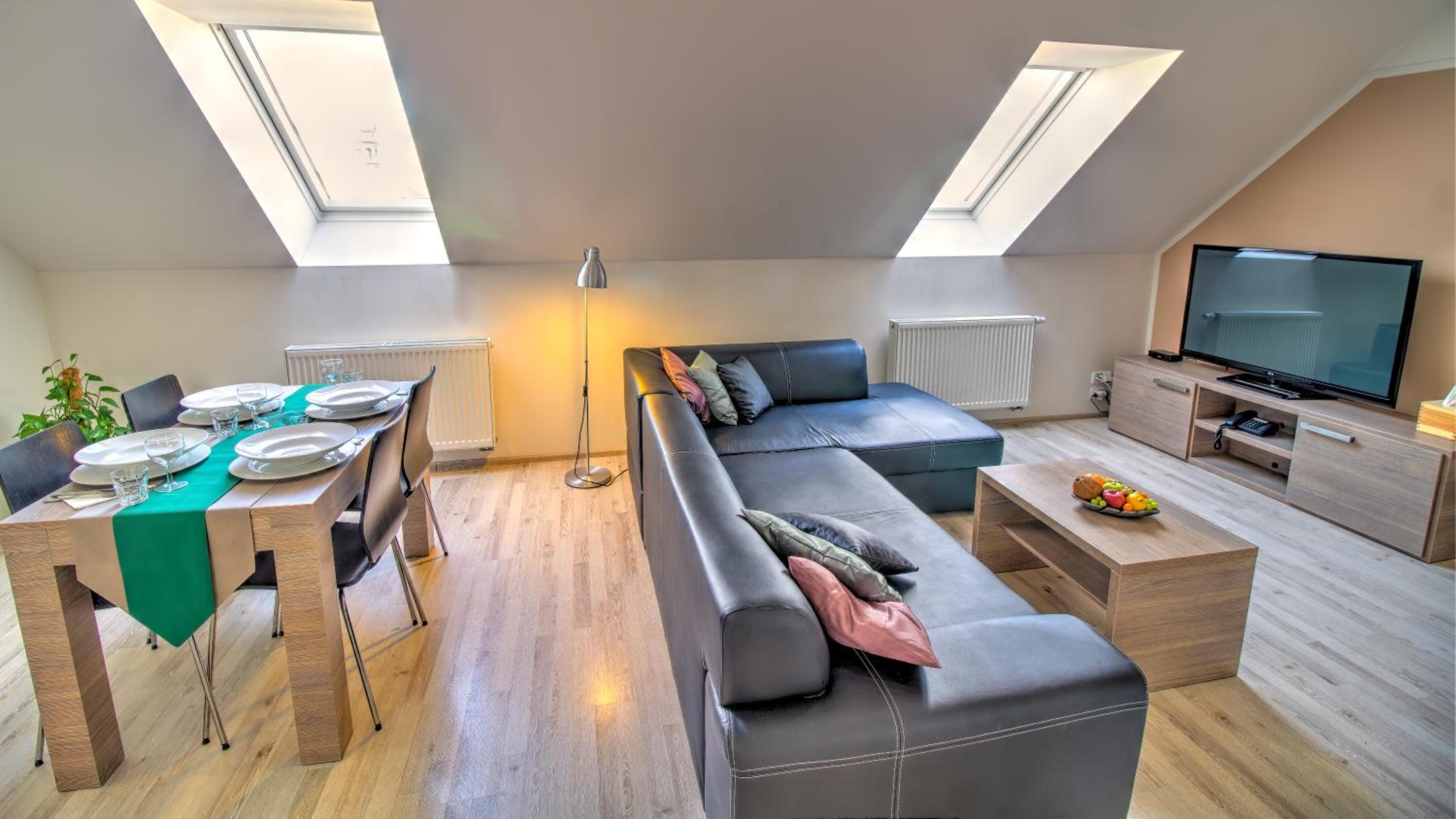 One-Bedroom Apartment (4 Adults) - Photo 7