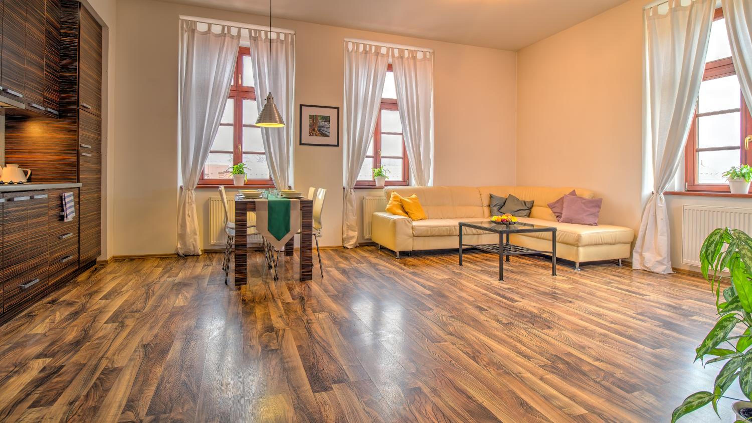 One-Bedroom Apartment (2 Adults) - Photo 1