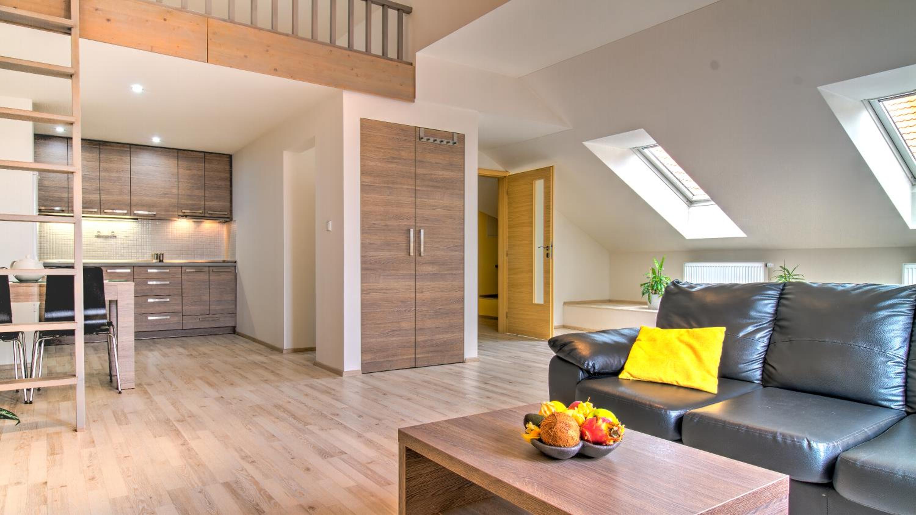 One-Bedroom Apartment (4 Adults) - Photo 4