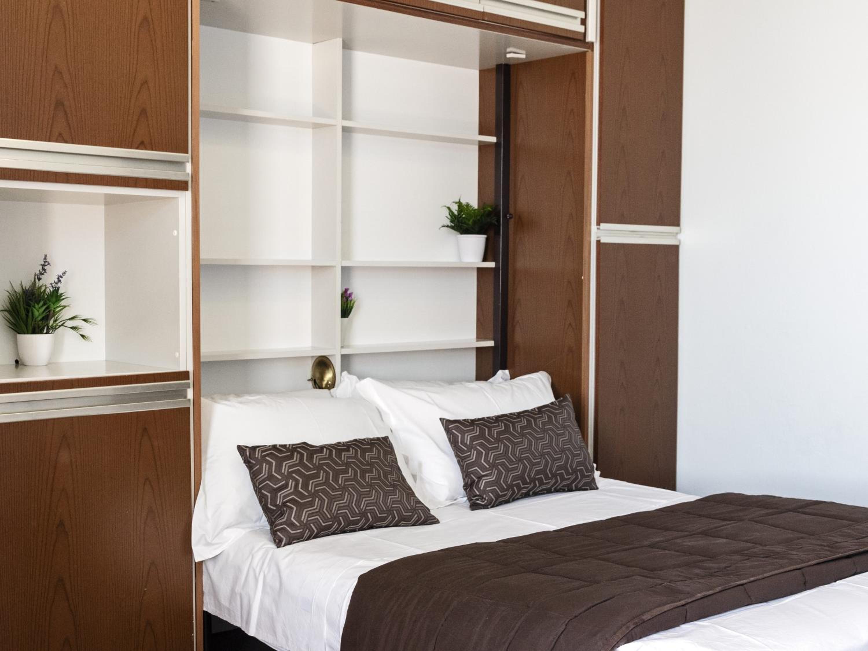 Double or Twin Room - Photo 7