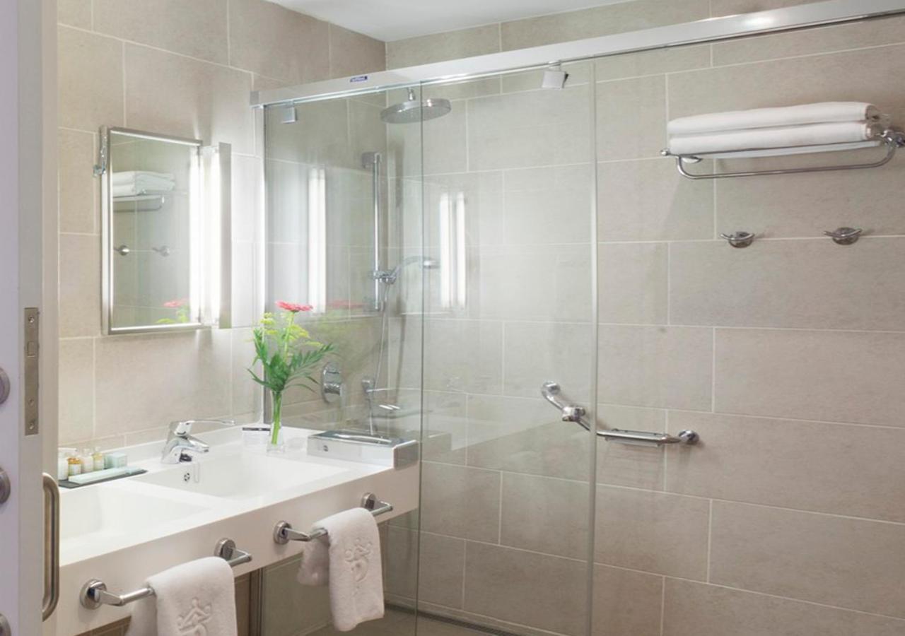 Standard Double Room - Photo 2