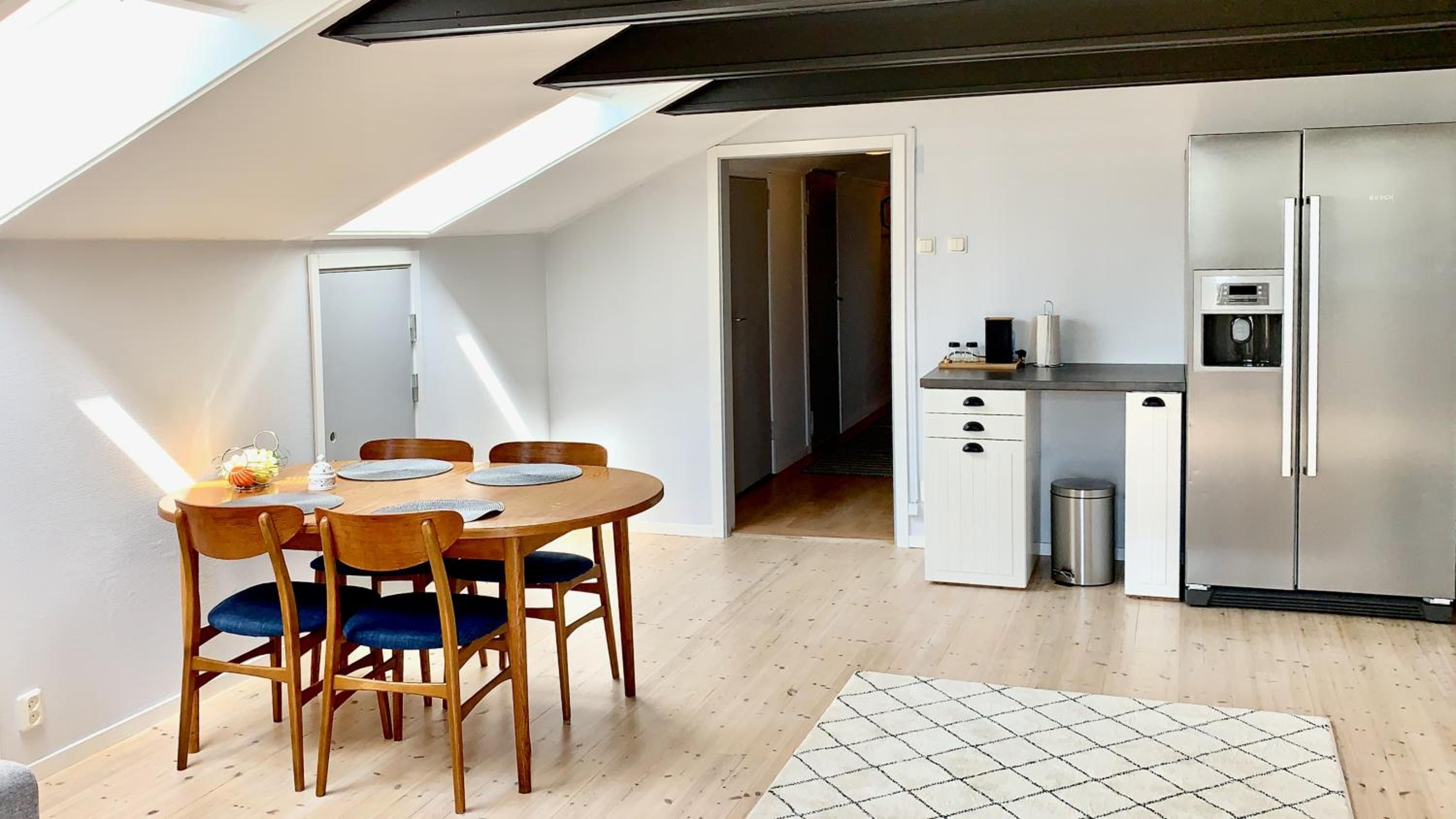 Two-Bedroom Apartment - Photo 4