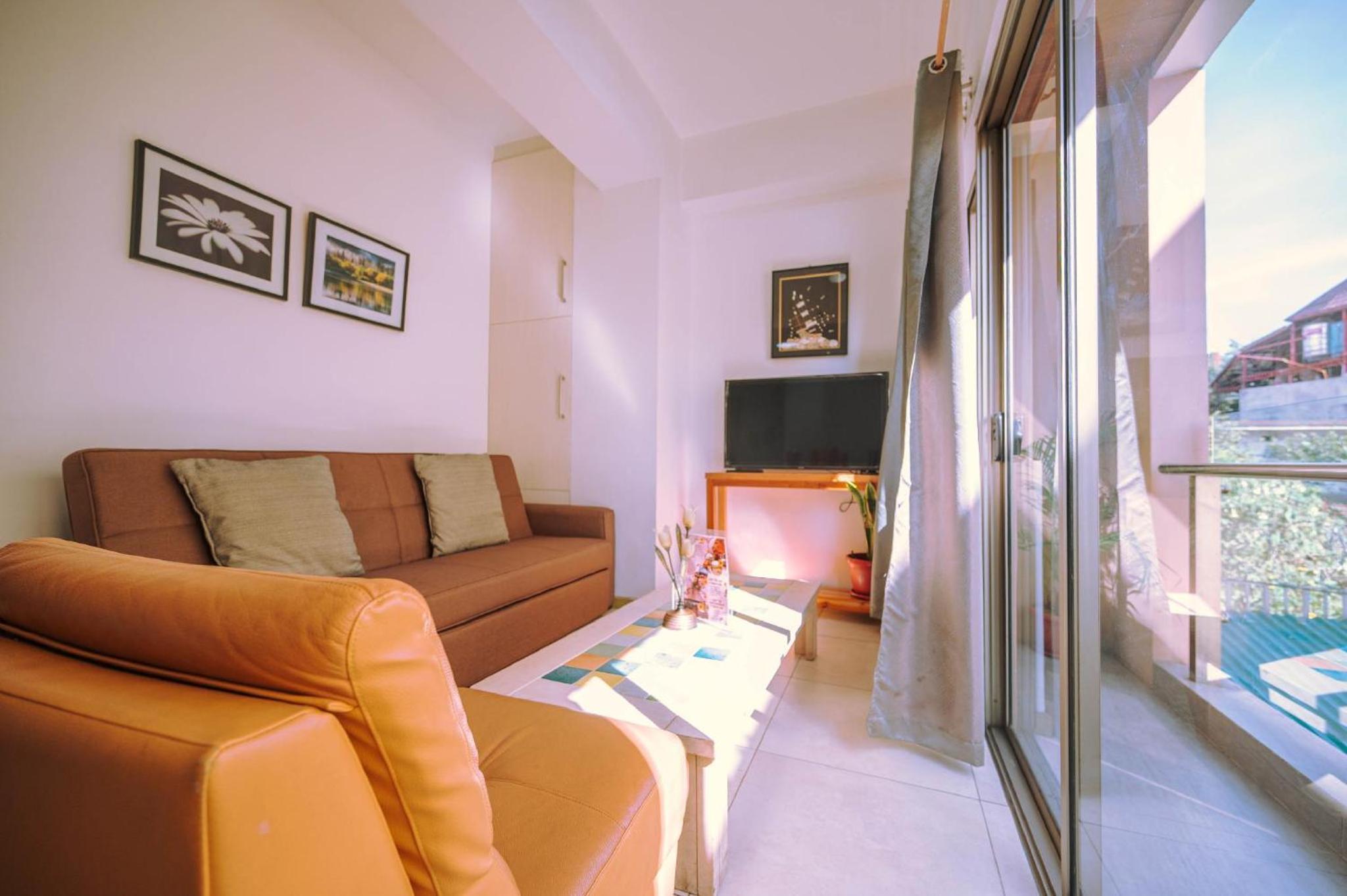 One-Bedroom Apartment - Photo 9
