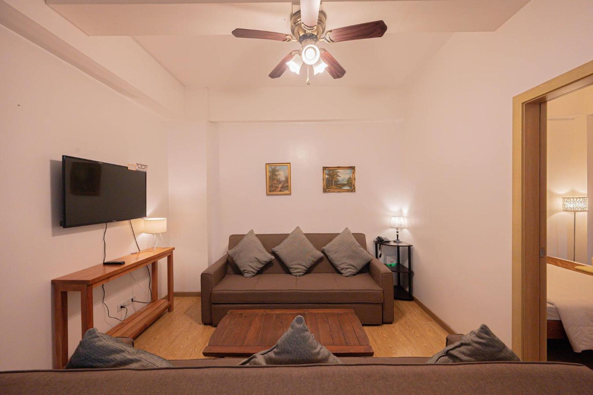 Two-Bedroom Apartment - Photo 3
