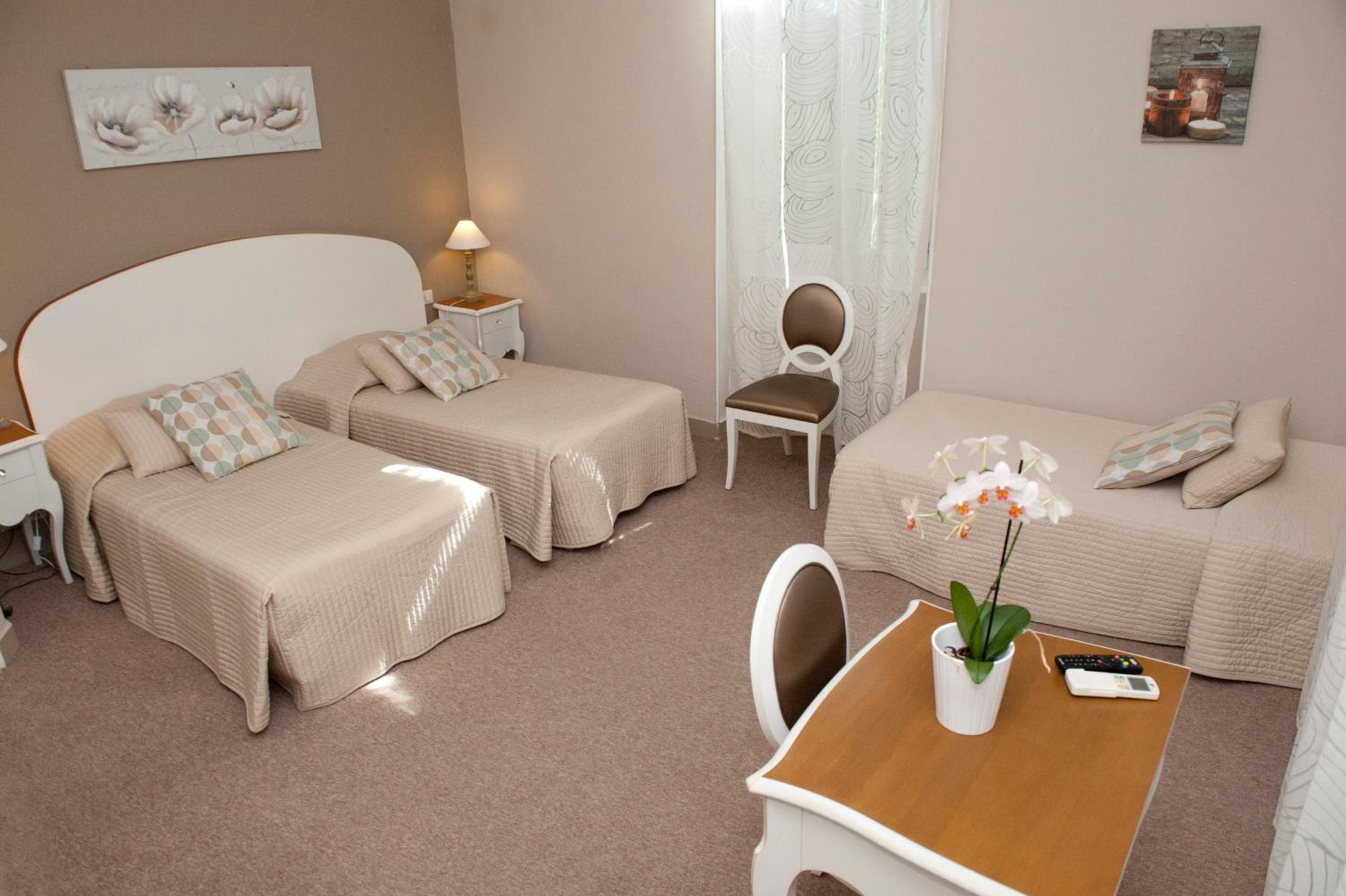 Superior Triple Room photo 1