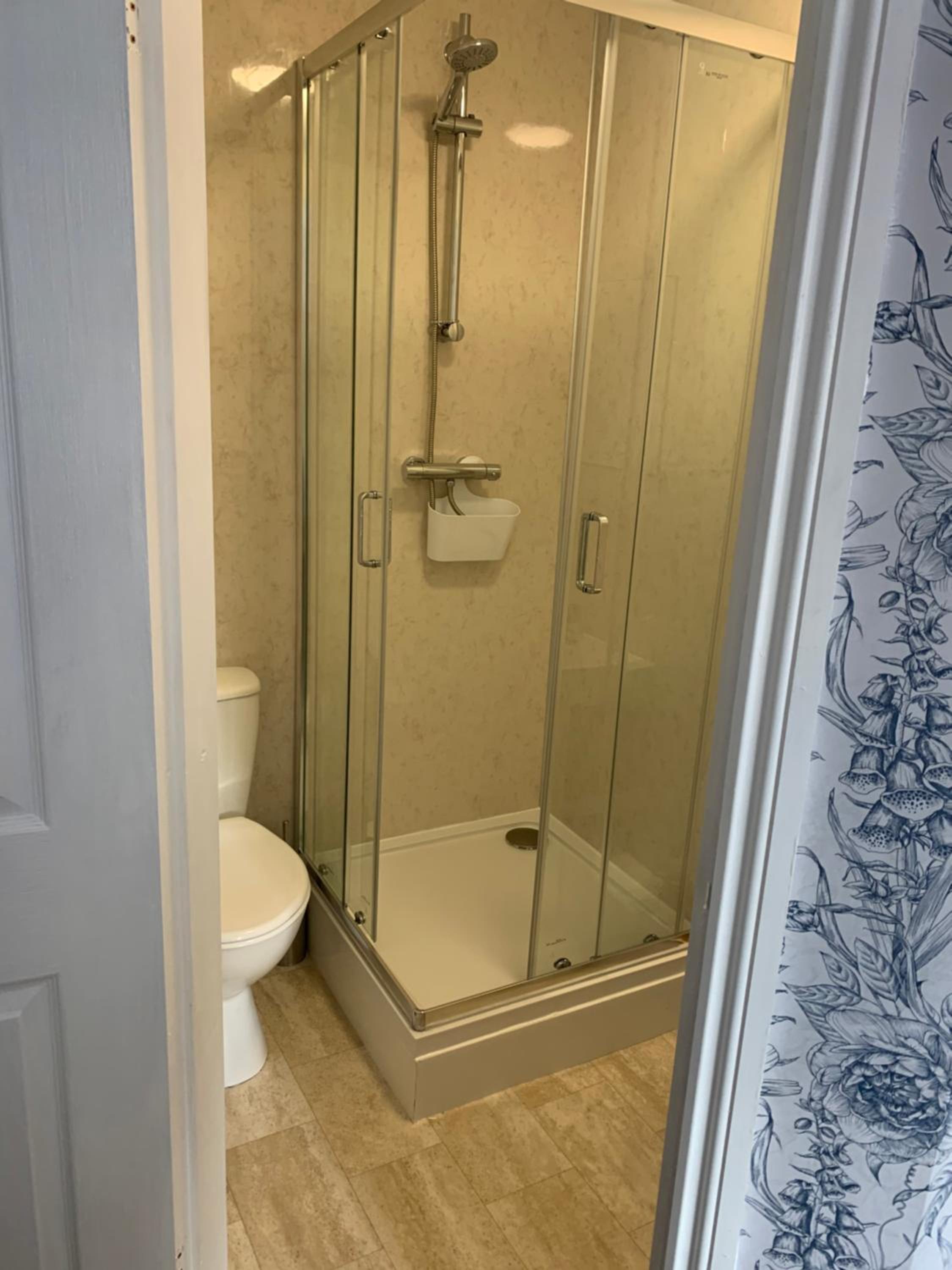 Deluxe Twin Room photo 2