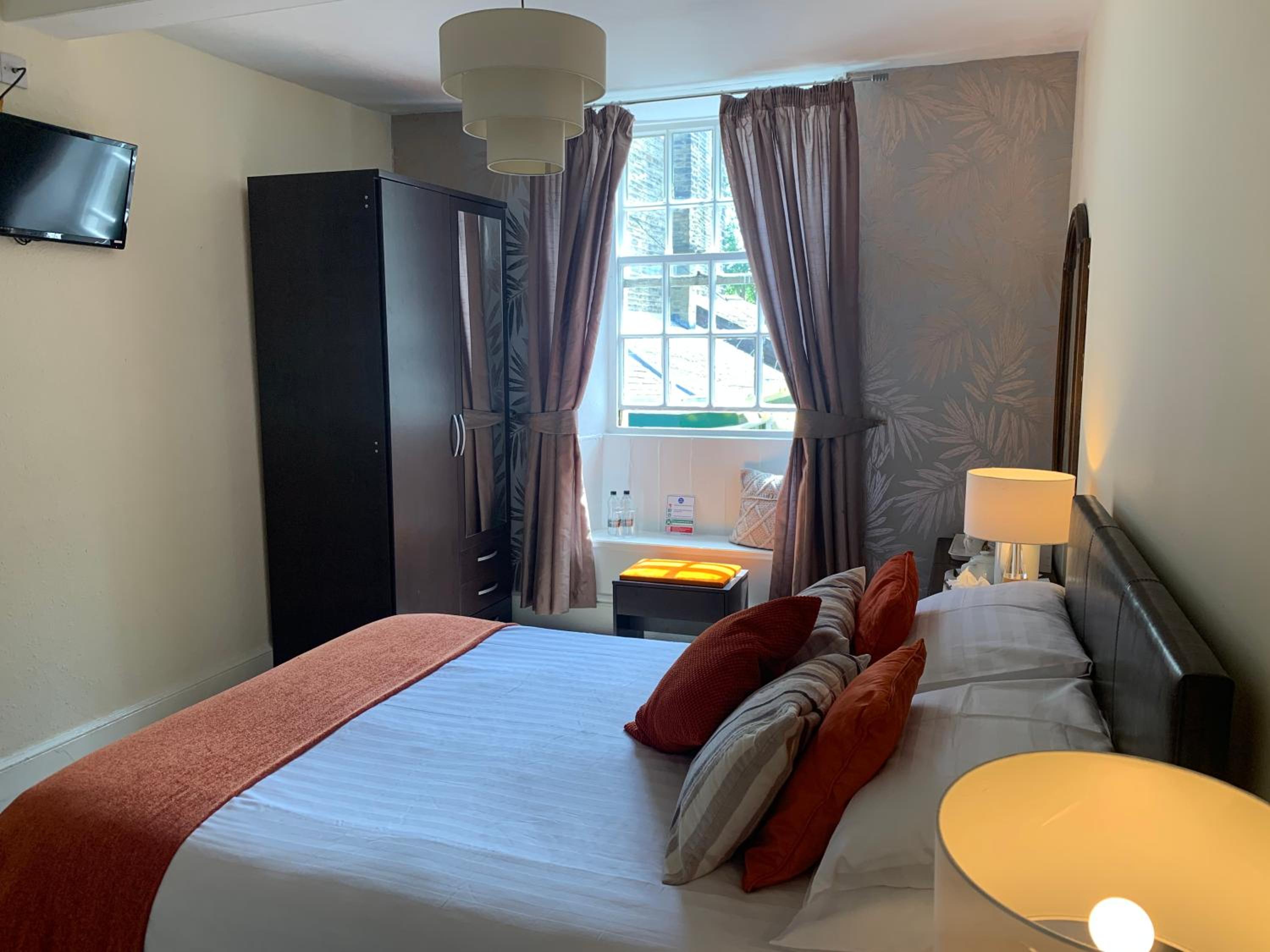 Deluxe Double Room photo 3
