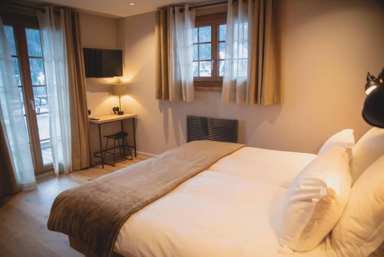 Double or Twin Room with Balcony or Terrace - Photo 3