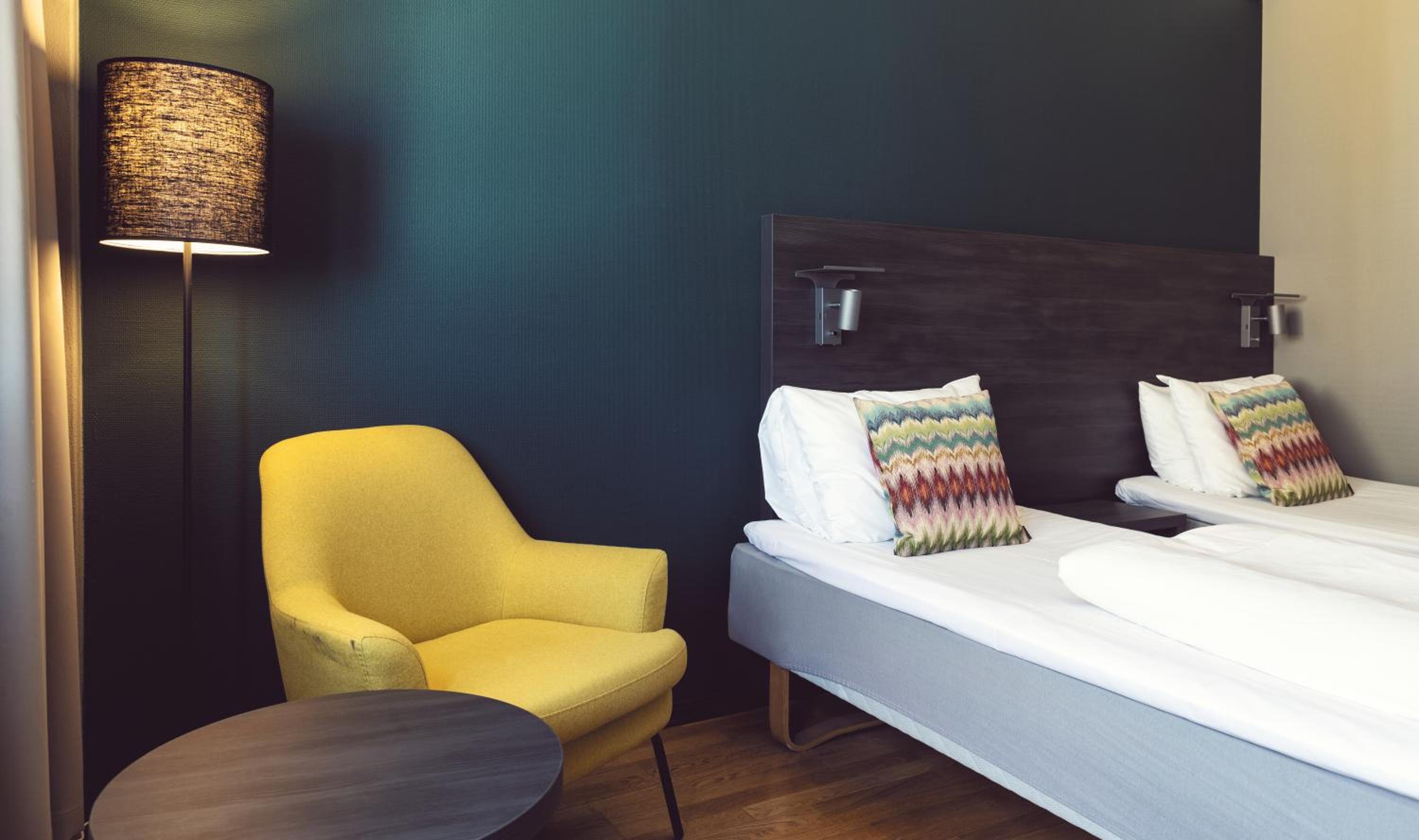 Standard Twin Room - Photo 15